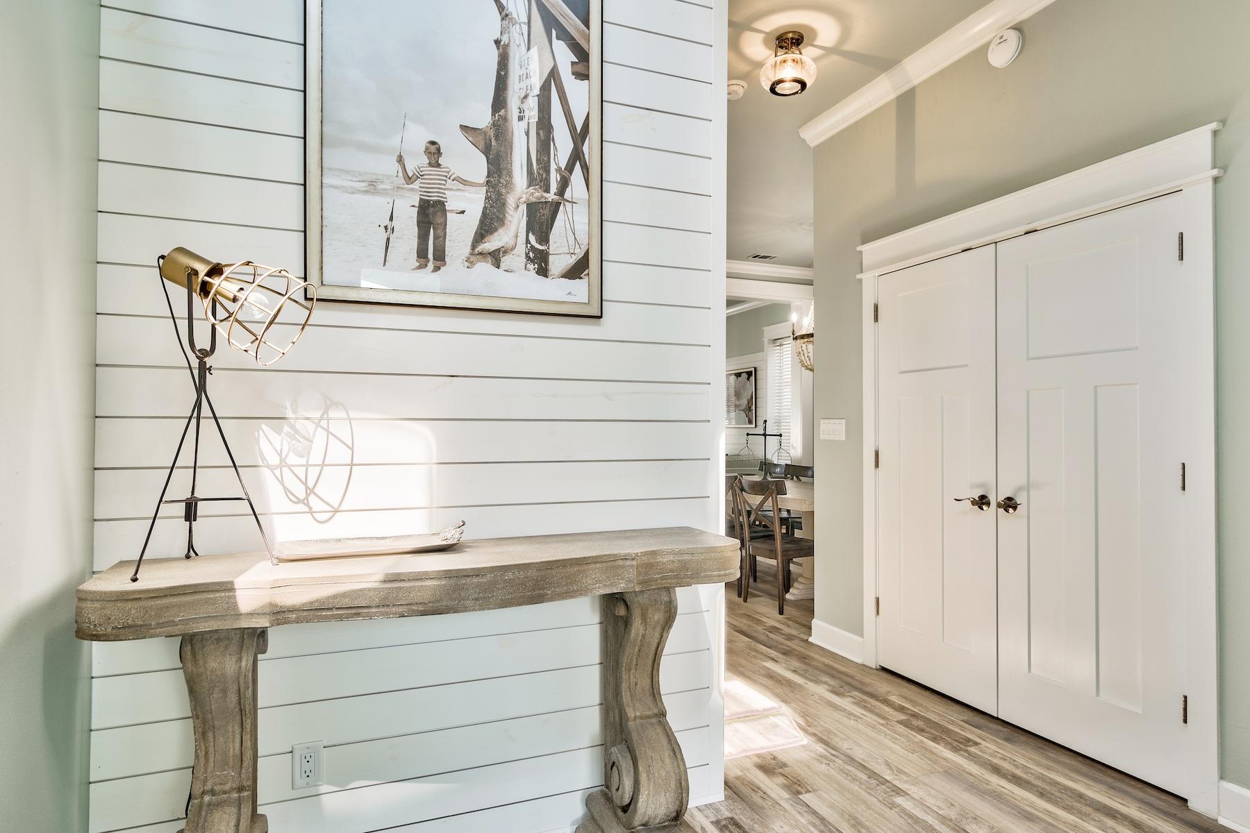 EMERALD WATERS VILLAGE - Residential