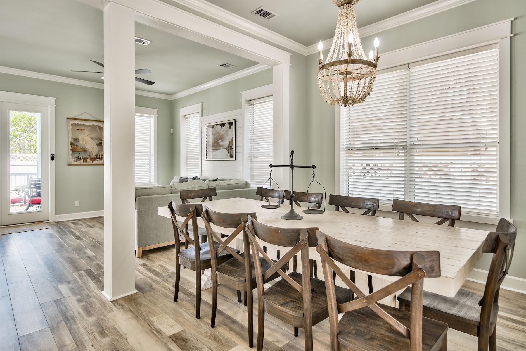 EMERALD WATERS VILLAGE - Residential