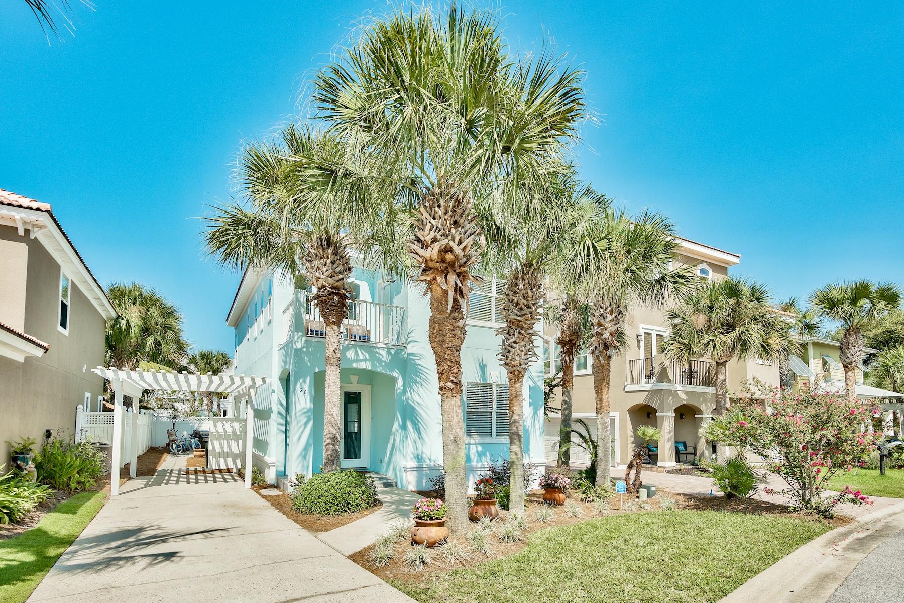 EMERALD WATERS VILLAGE - Residential