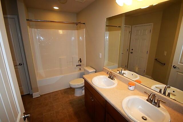 ALICIA PLACE - Residential