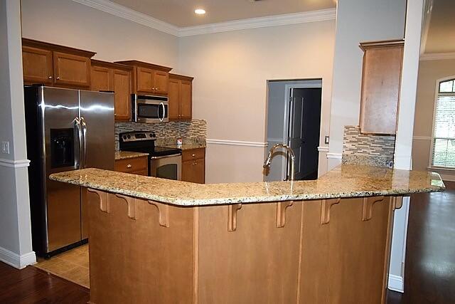 ALICIA PLACE - Residential