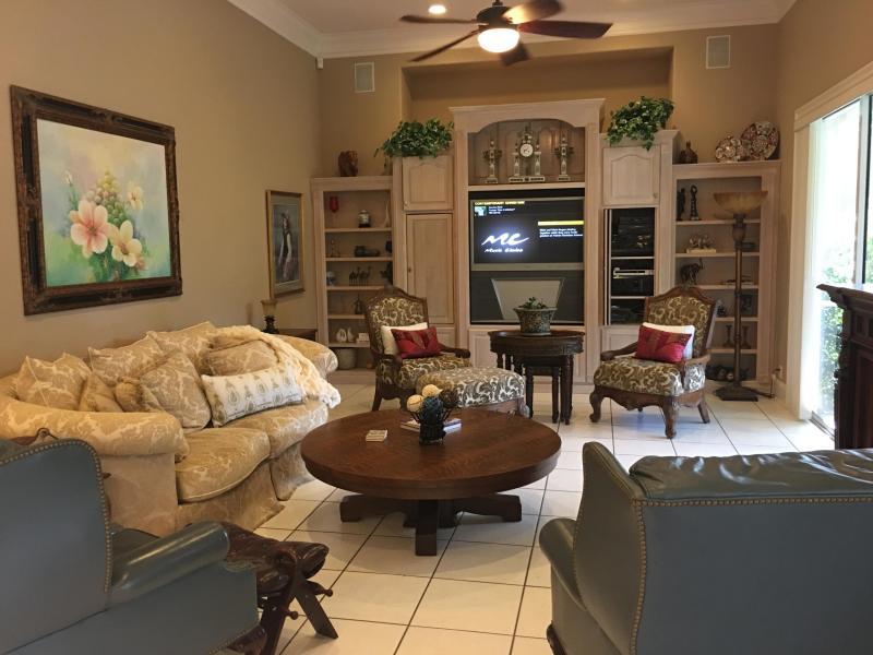 EMERALD LAKES PH 1 - Residential