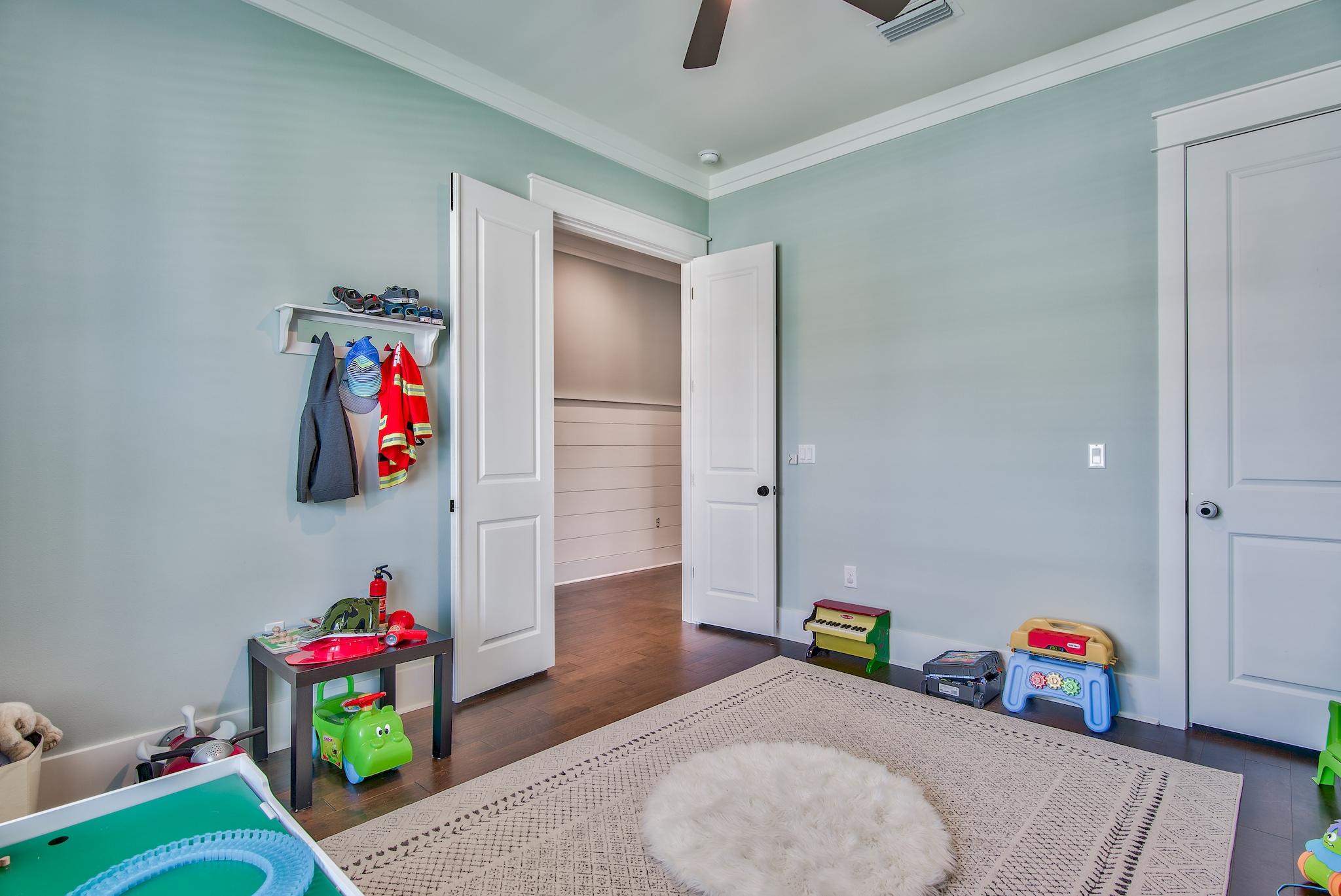 Paradise Cove - Residential