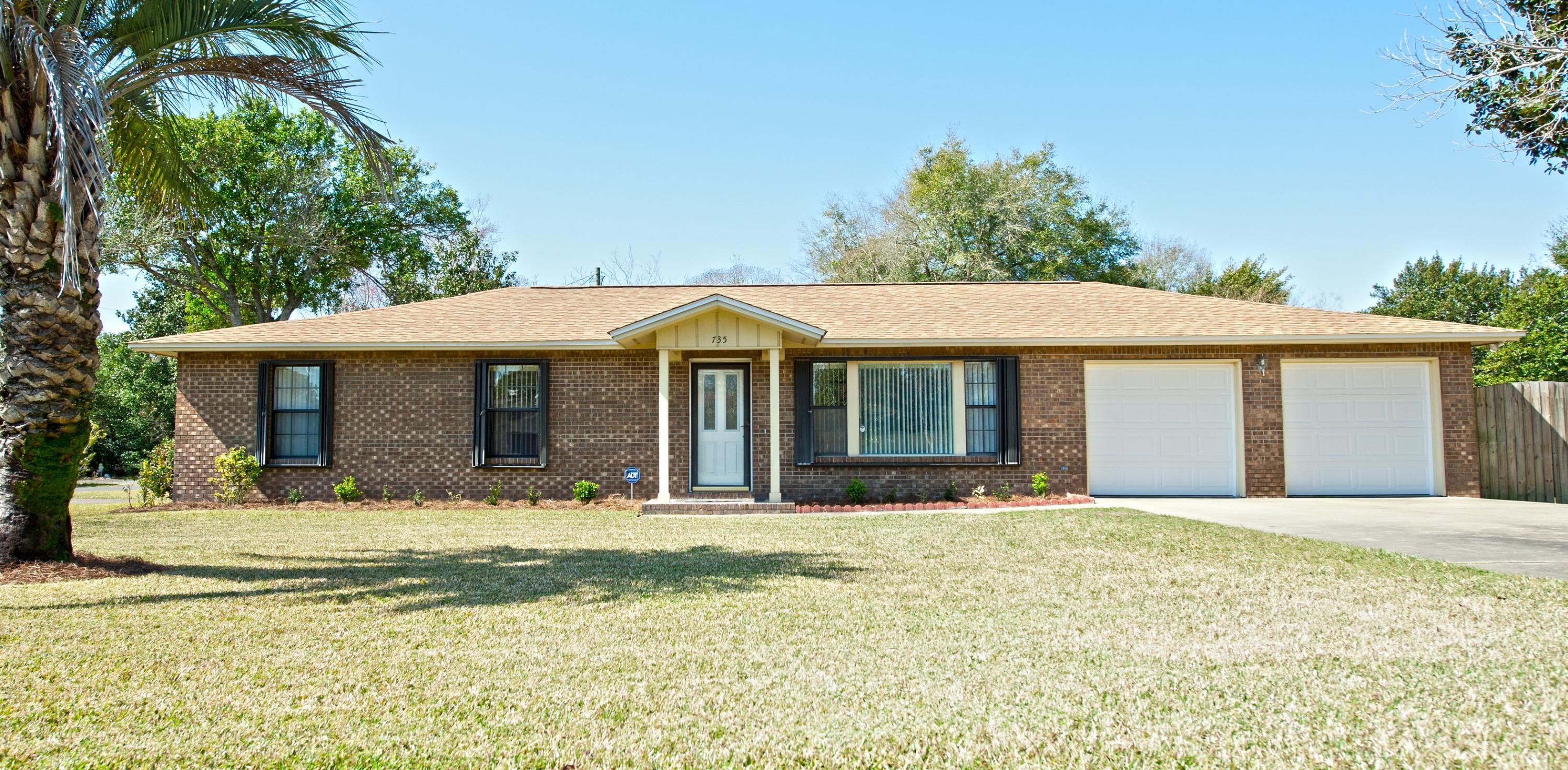 Check out this gem in the heart of Destin! This home sits on a large corner cul-de-sac lot with a wonderfully kept front and back lawn with working sprinkler system. RV parking. The roof is 3 years old. New water heater. New garage doors. Upgraded eat-in kitchen with granite counter tops and lots of cabinet space. Just off of the kitchen you will find a Florida room/office with a full bathroom. 3 full baths in this house! Screened in patio just off the Florida room with built in spa. This home has been wonderfully maintained and will get snatched up fast! Seller offering HOME WARRANTY.