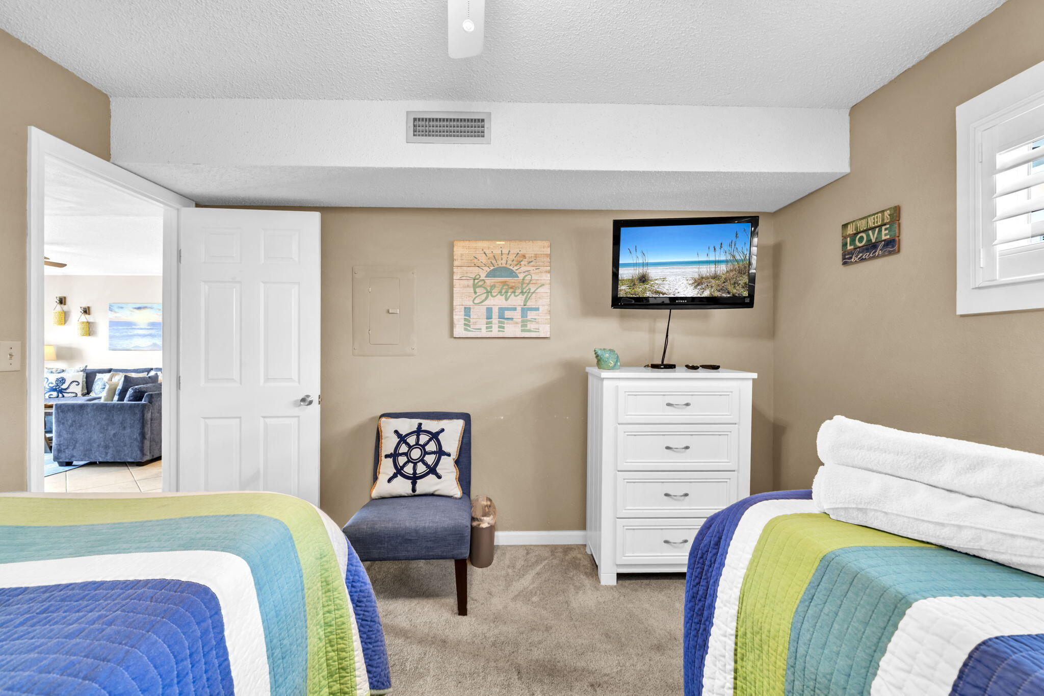Islander unit 717 - Residential