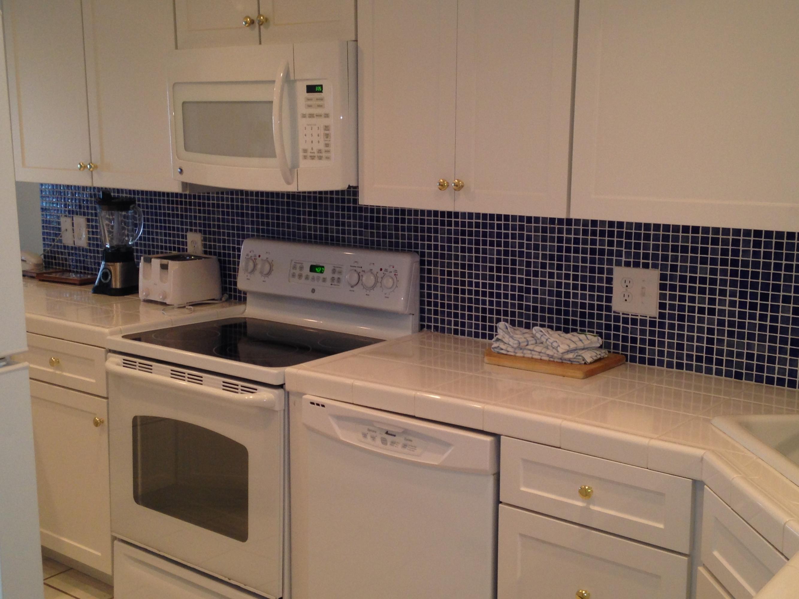 INLET REEF CLUB CONDO - Residential