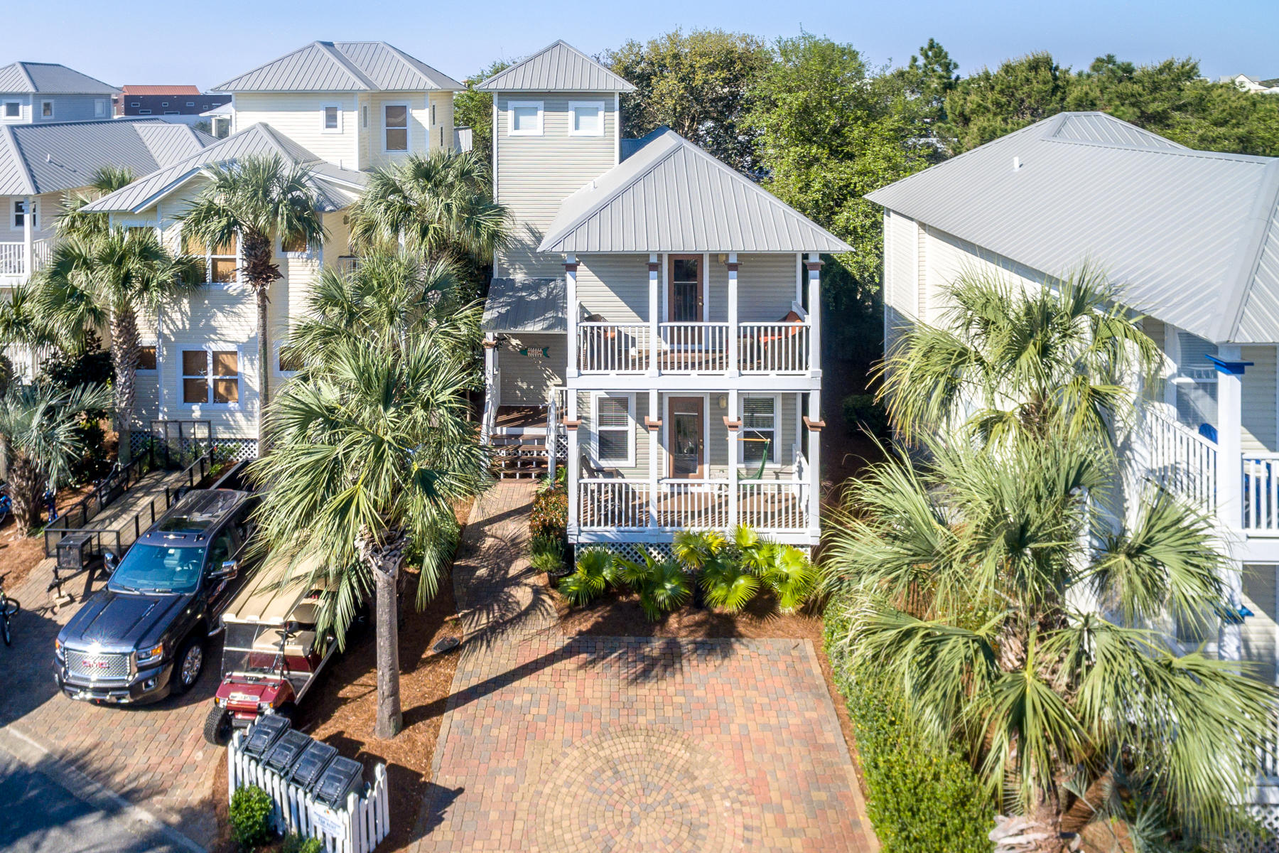 OLD FLORIDA COTTAGES - Residential