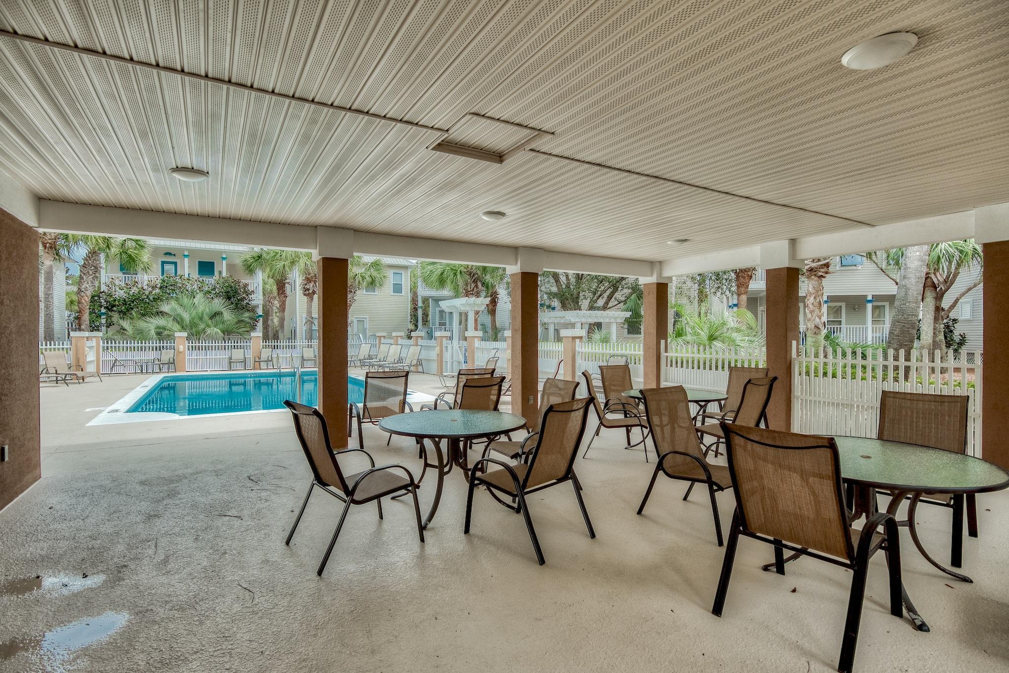 OLD FLORIDA COTTAGES - Residential