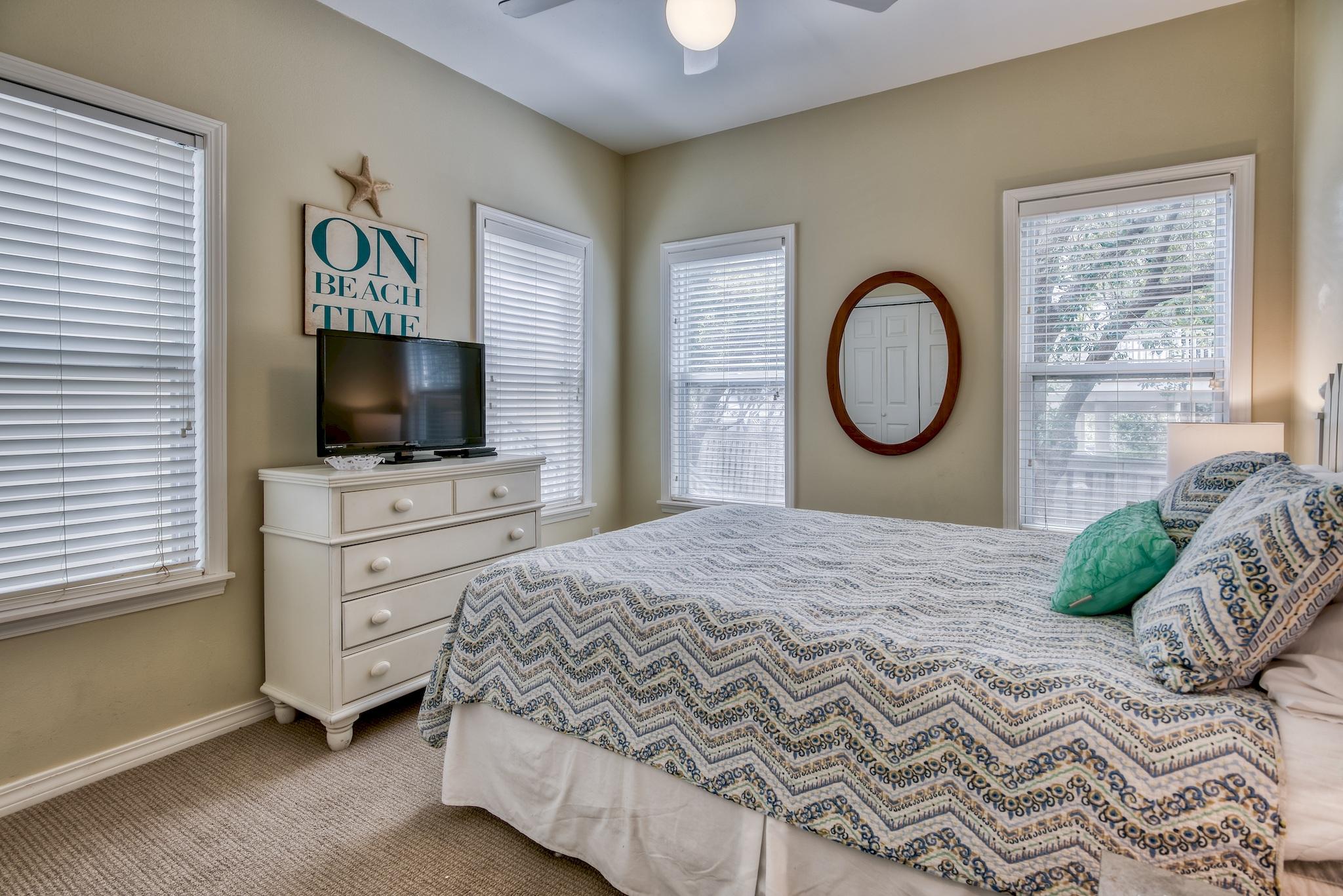 OLD FLORIDA COTTAGES - Residential