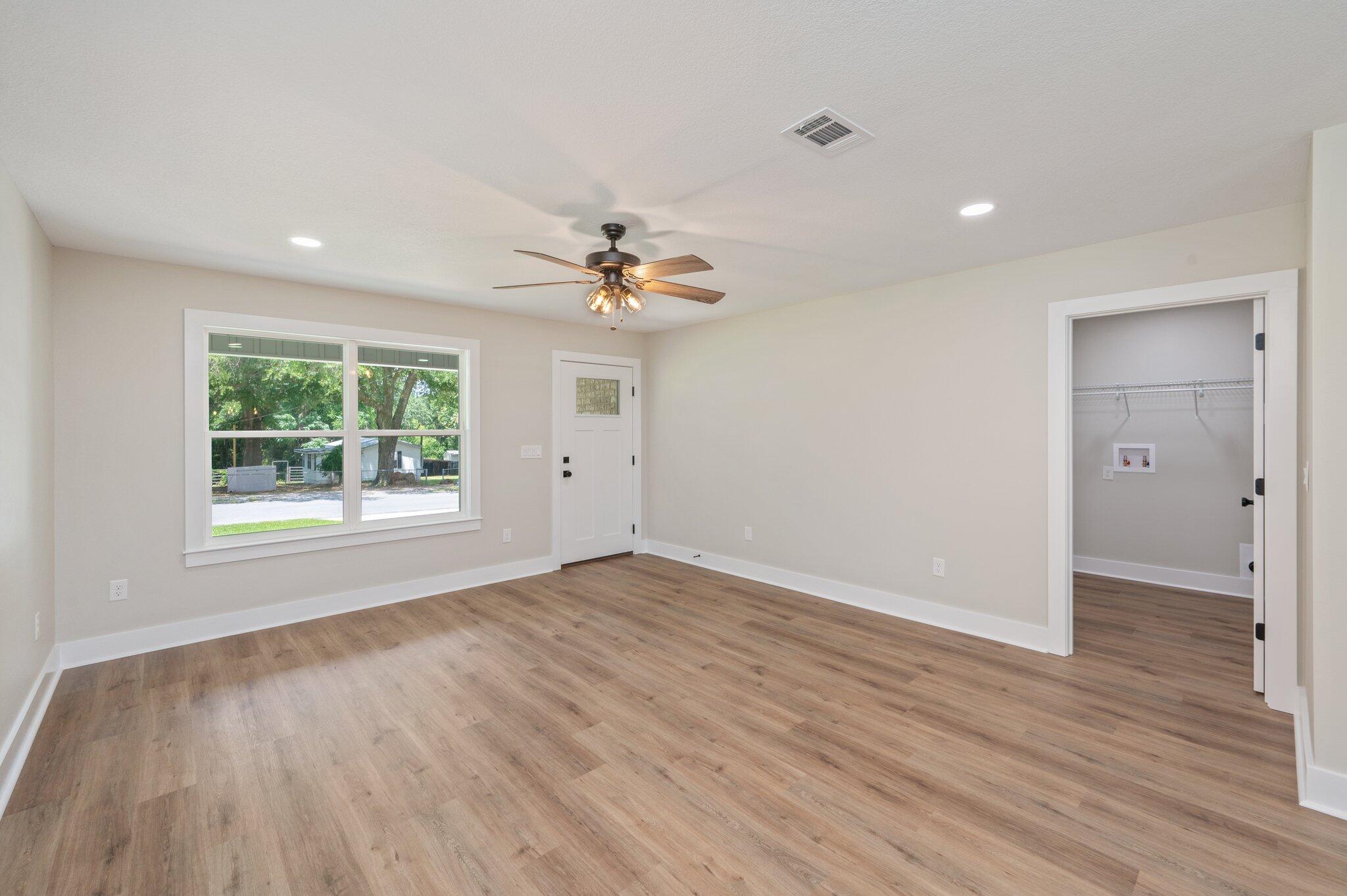 MORRIS ADD CRESTVIEW - Residential