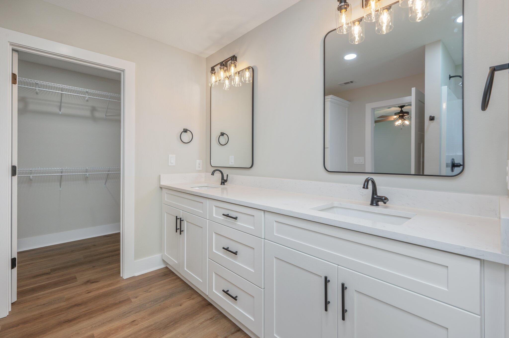 MORRIS ADD CRESTVIEW - Residential