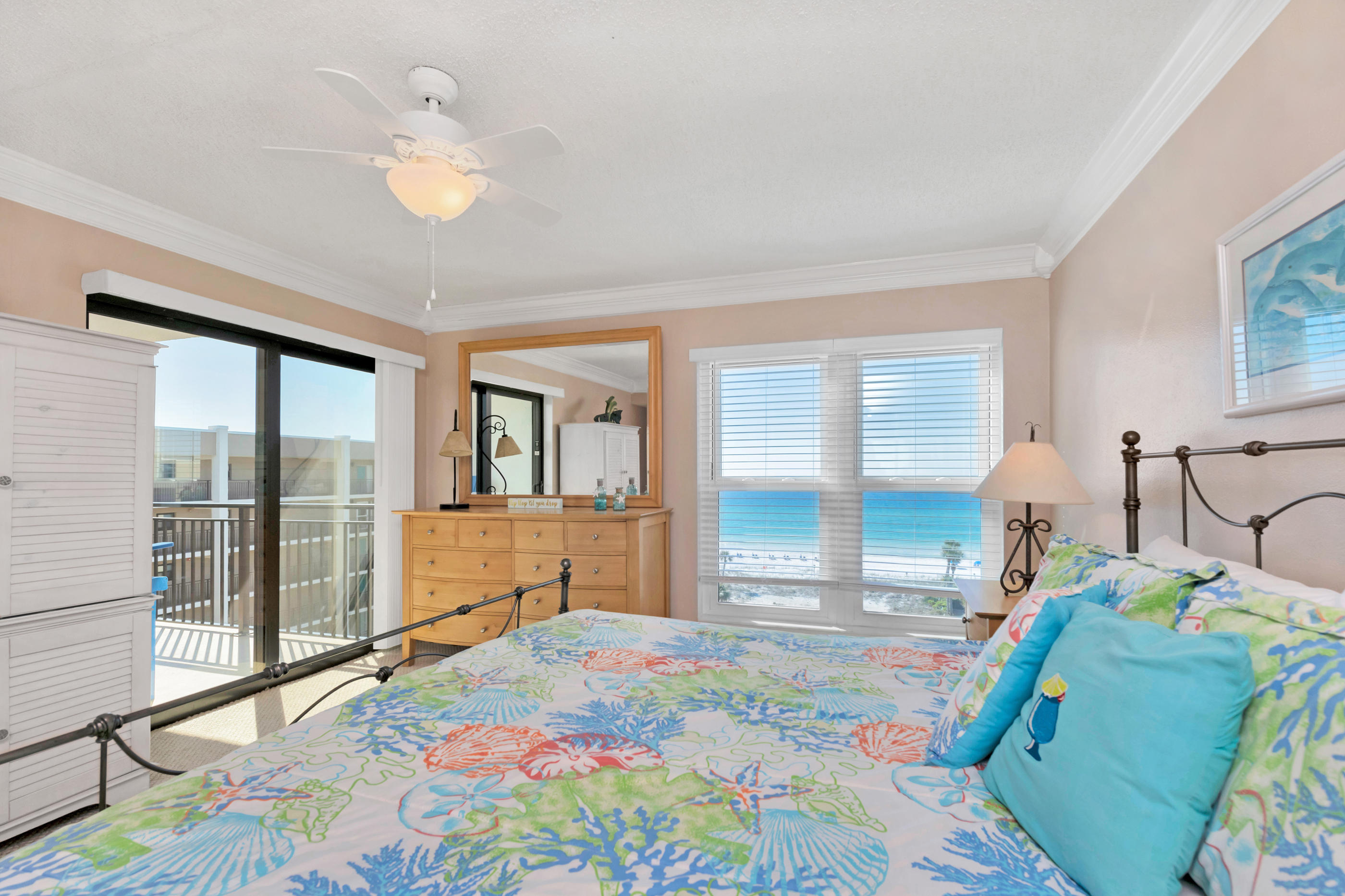 EMERALD ISLE - Residential