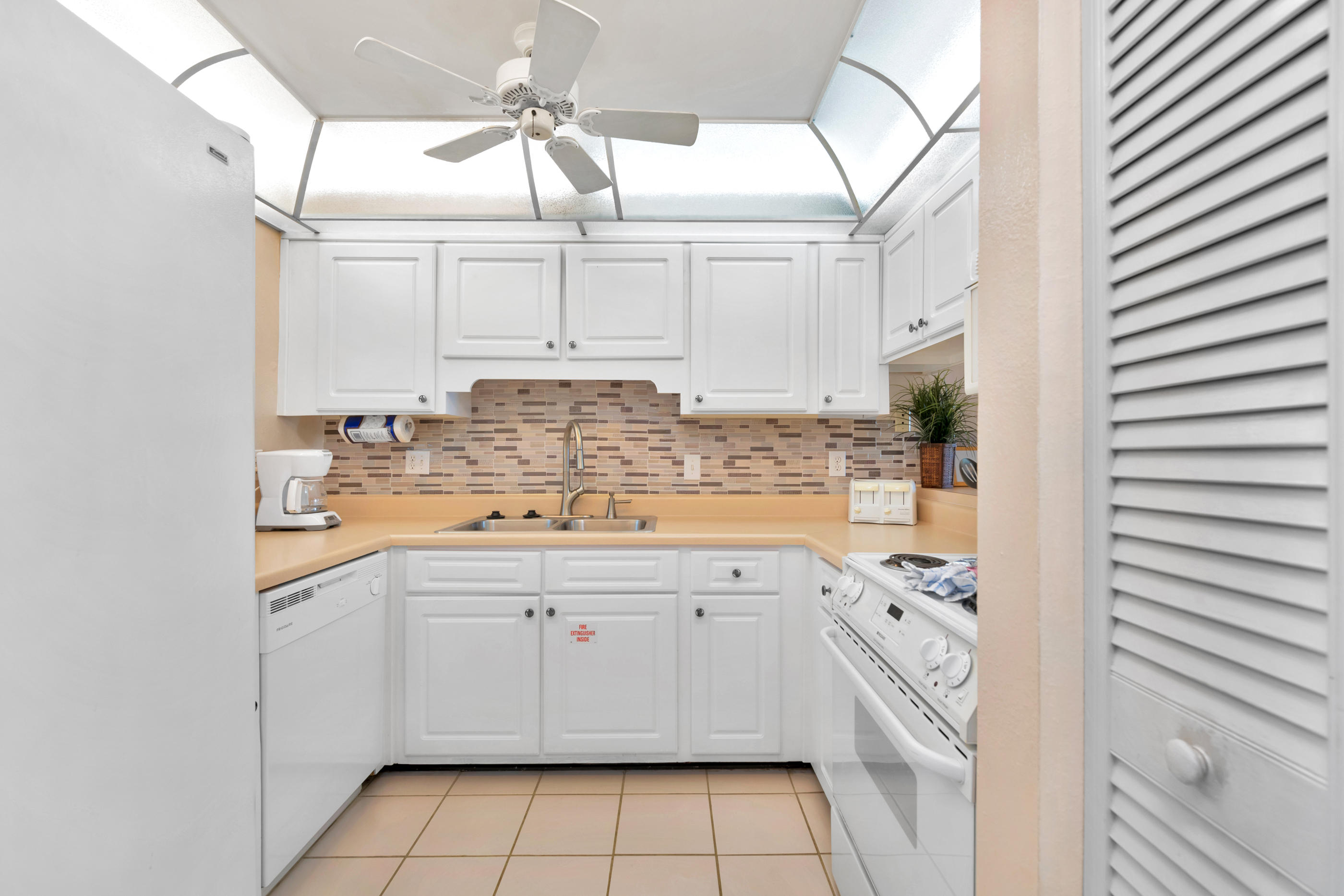 EMERALD ISLE - Residential