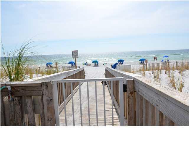 EMERALD ISLE - Residential