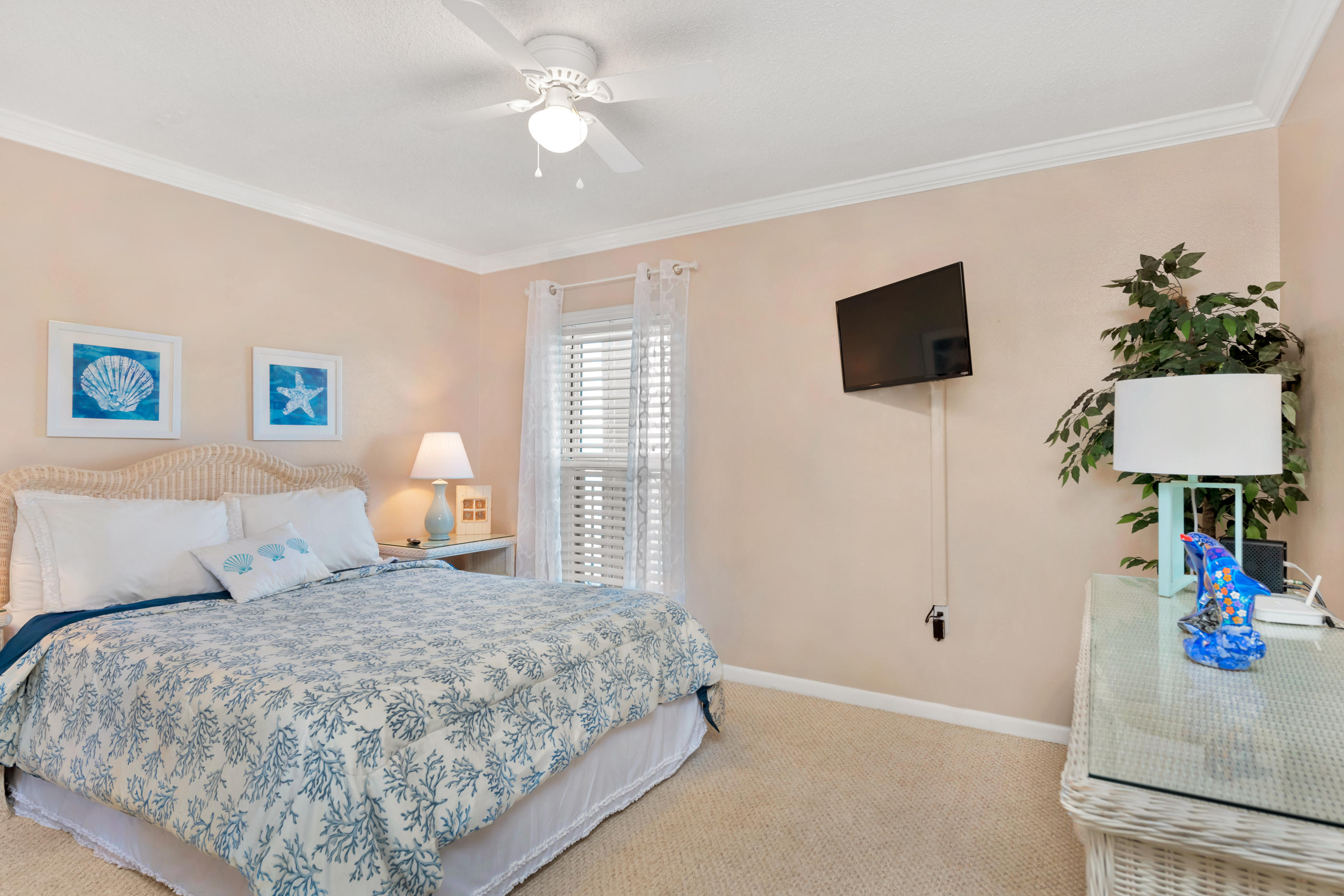 EMERALD ISLE - Residential