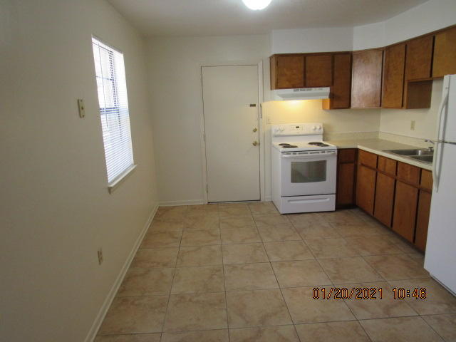 FOREST HEIGHTS - Residential Lease