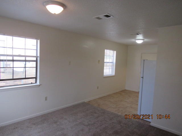 FOREST HEIGHTS - Residential Lease