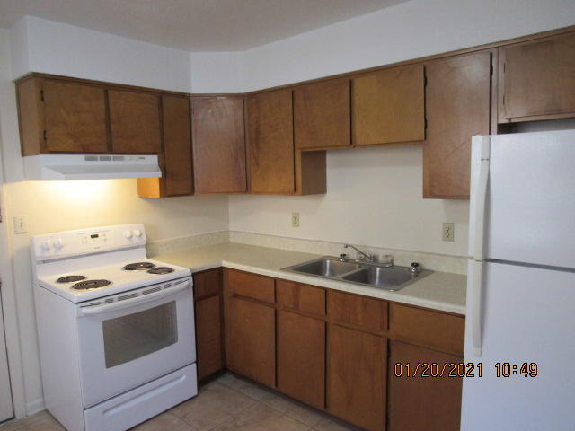 FOREST HEIGHTS - Residential Lease