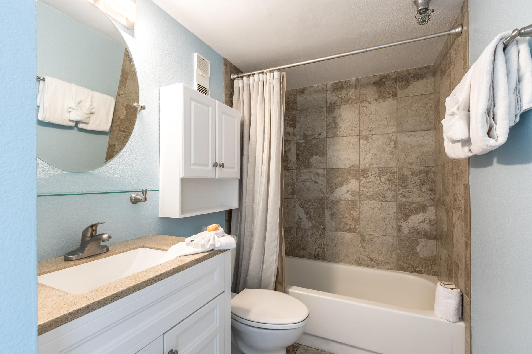 ISLANDER BEACH RESORT CONDO - Residential