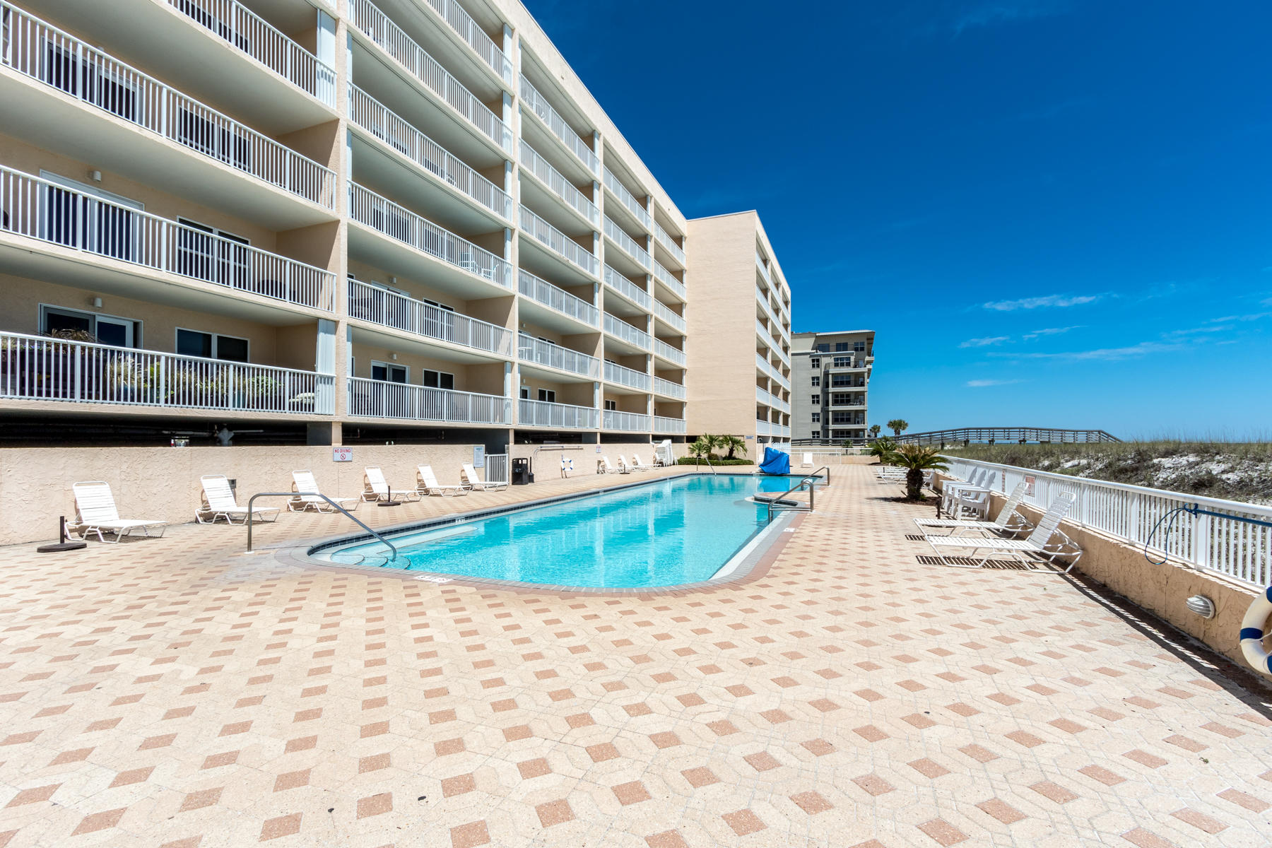 ISLANDER BEACH RESORT CONDO - Residential