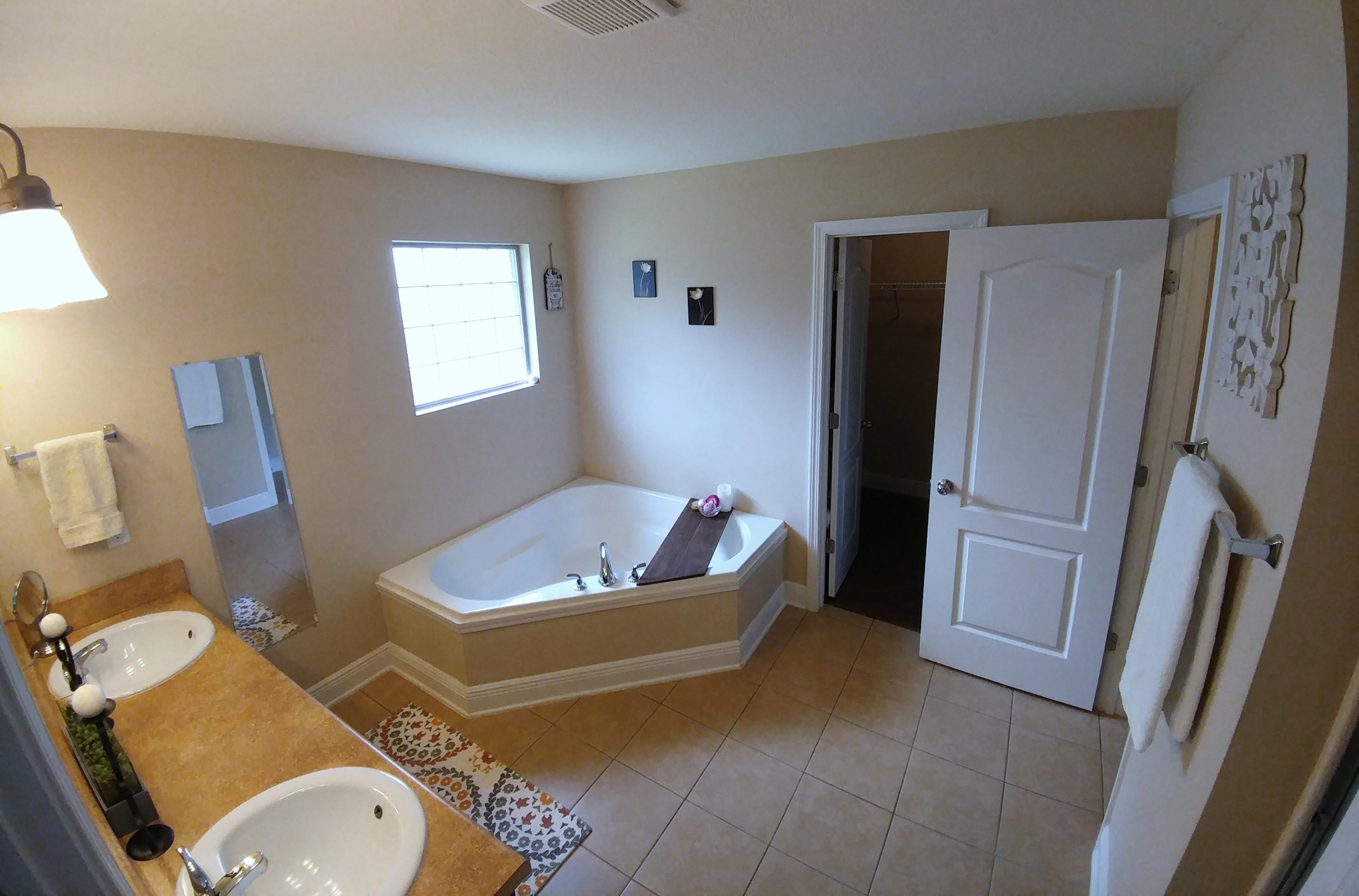 DUGGAN POND ESTATES - Residential