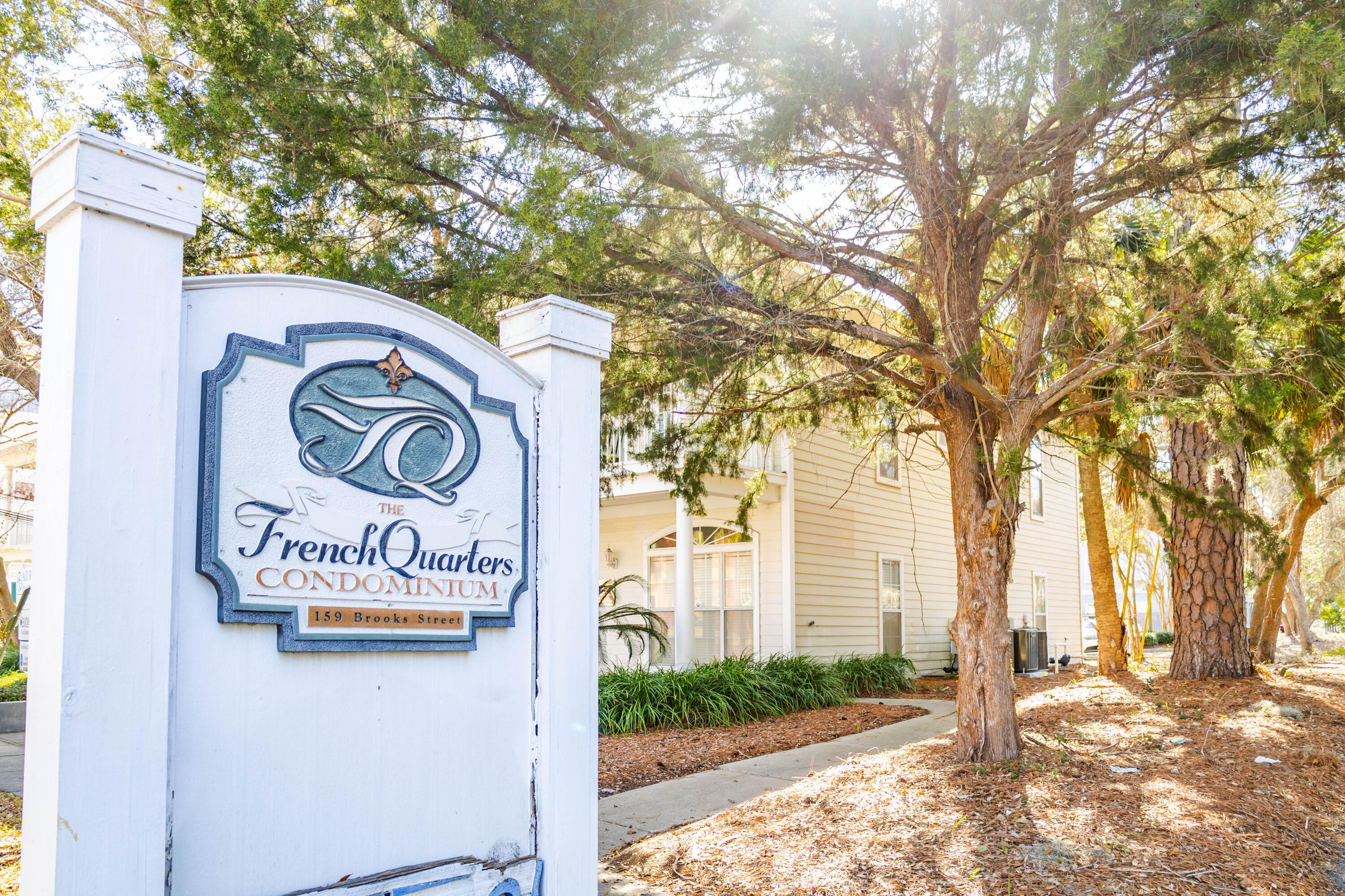 FRENCH QUARTERS - Residential