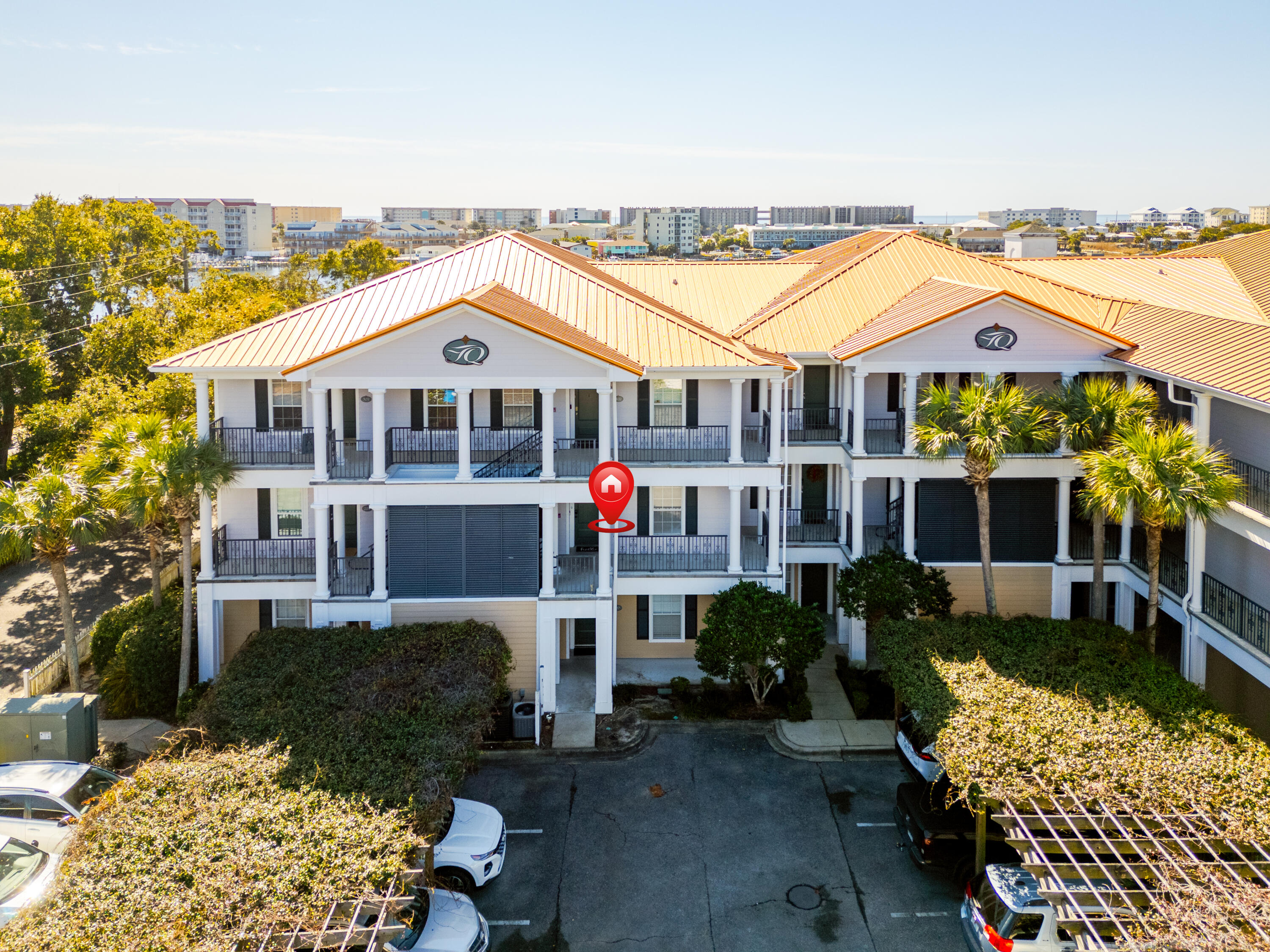 FRENCH QUARTERS - Residential