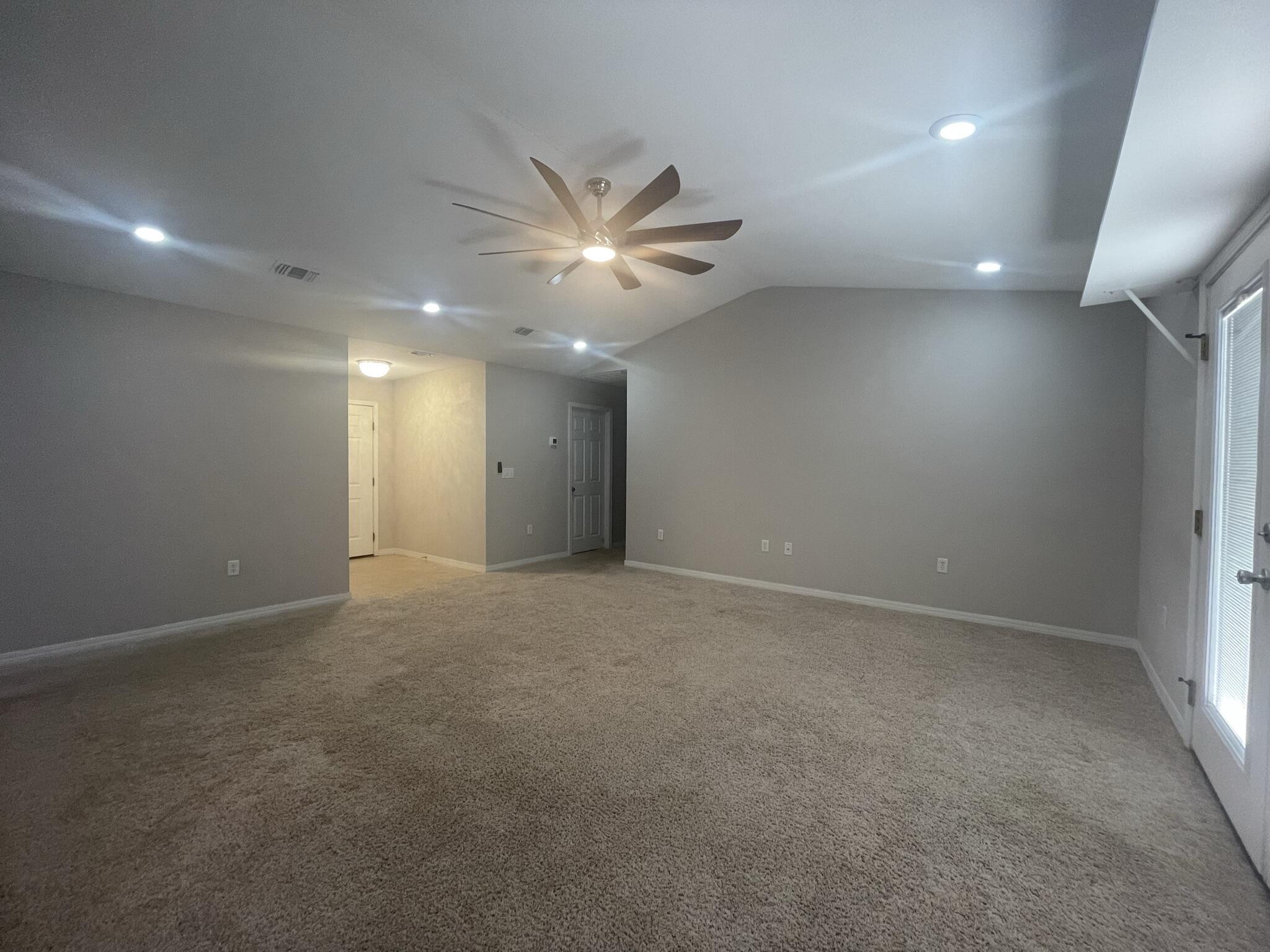 METES & BOUNDS - Residential Lease