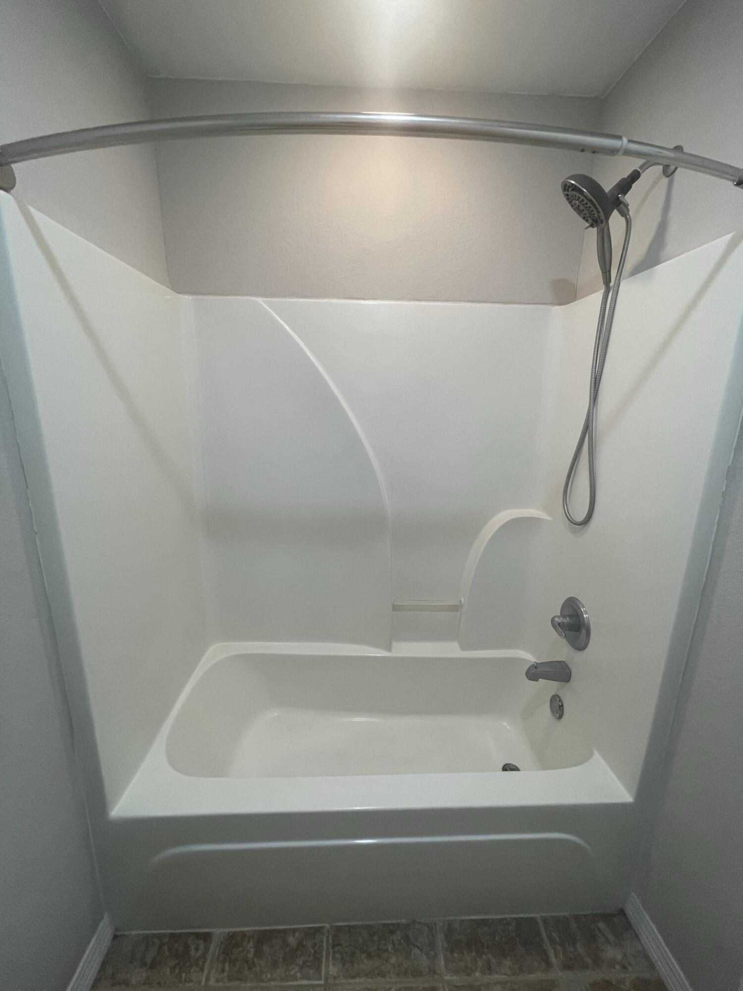 METES & BOUNDS - Residential Lease