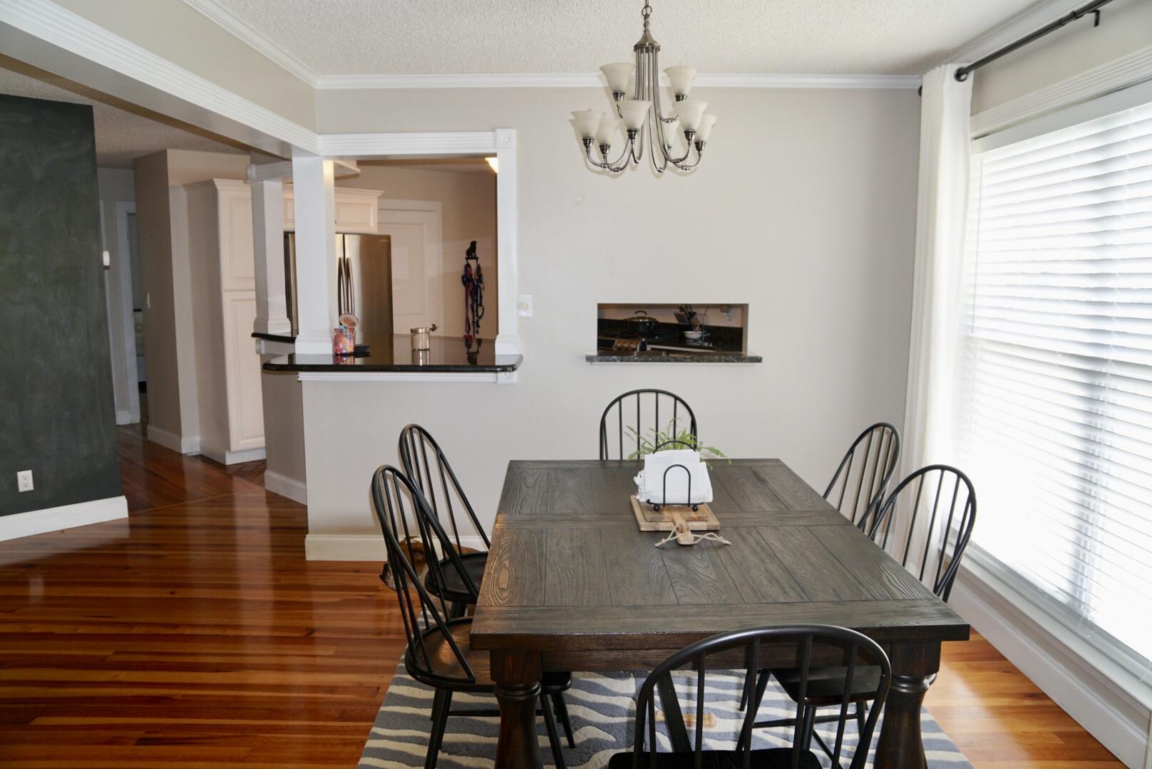 PINEWOOD ESTATES - Residential