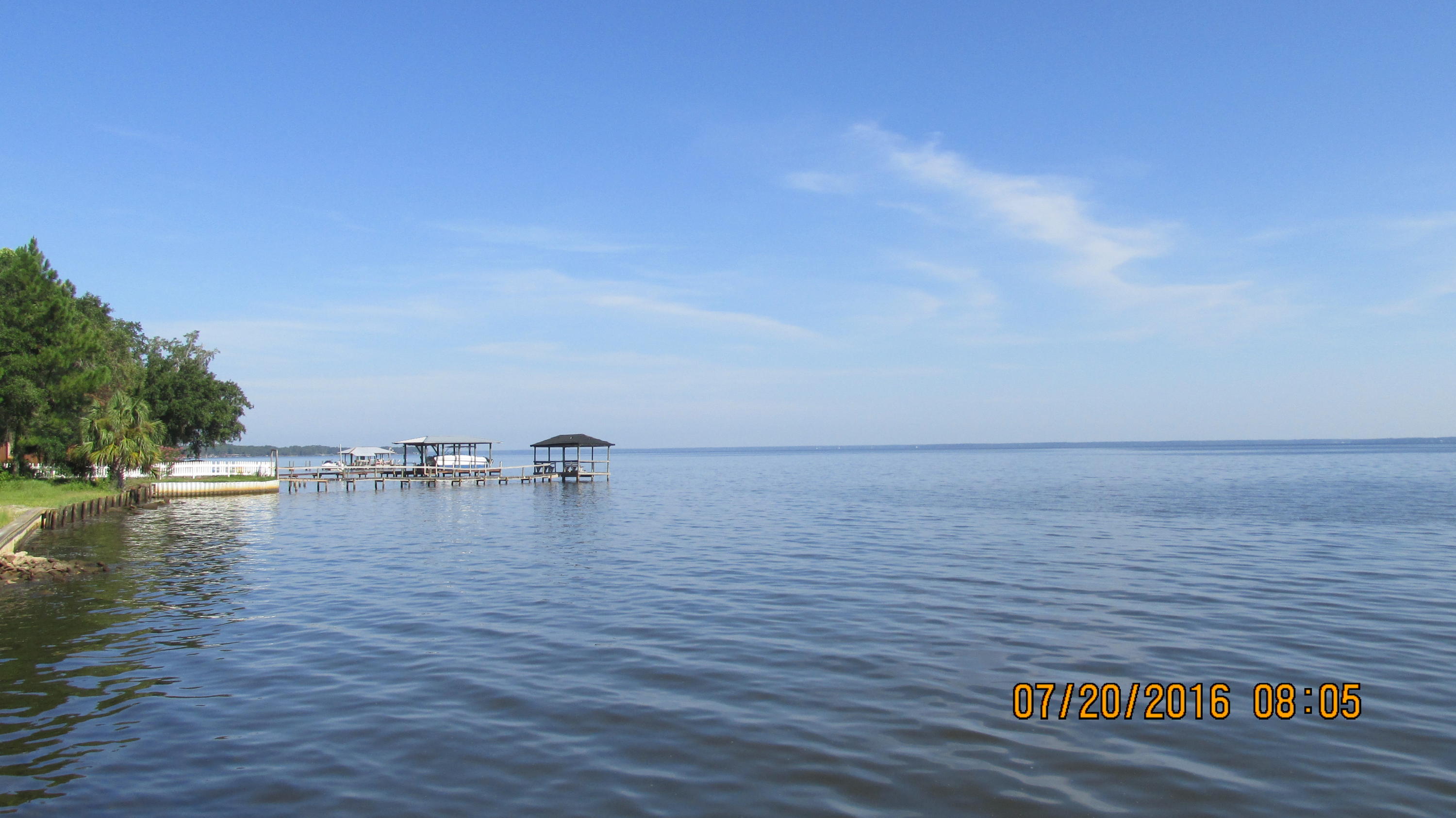 HUCK & TOMS - Residential Lease