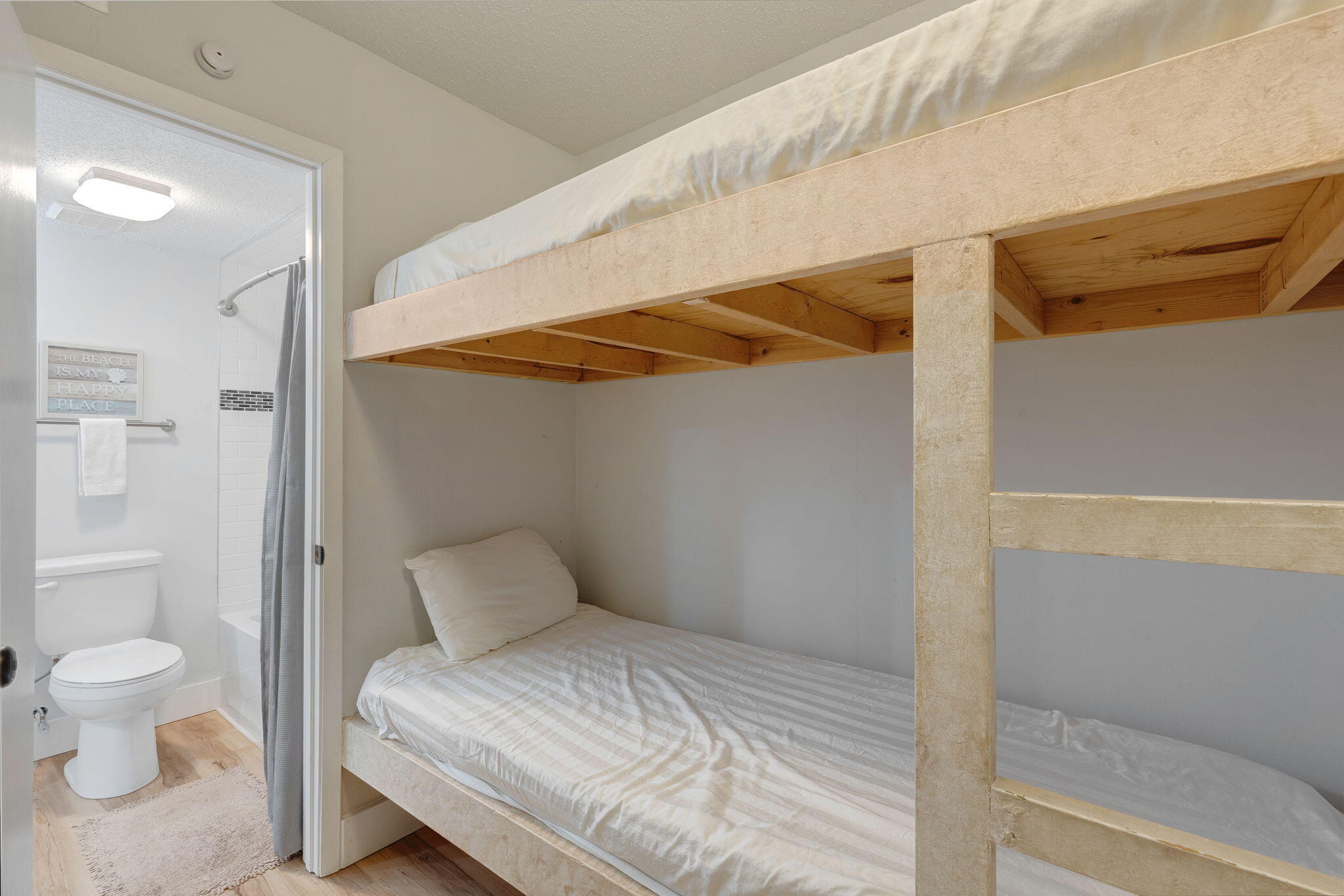 SANDPIPER VILLAGE CONDO - Residential
