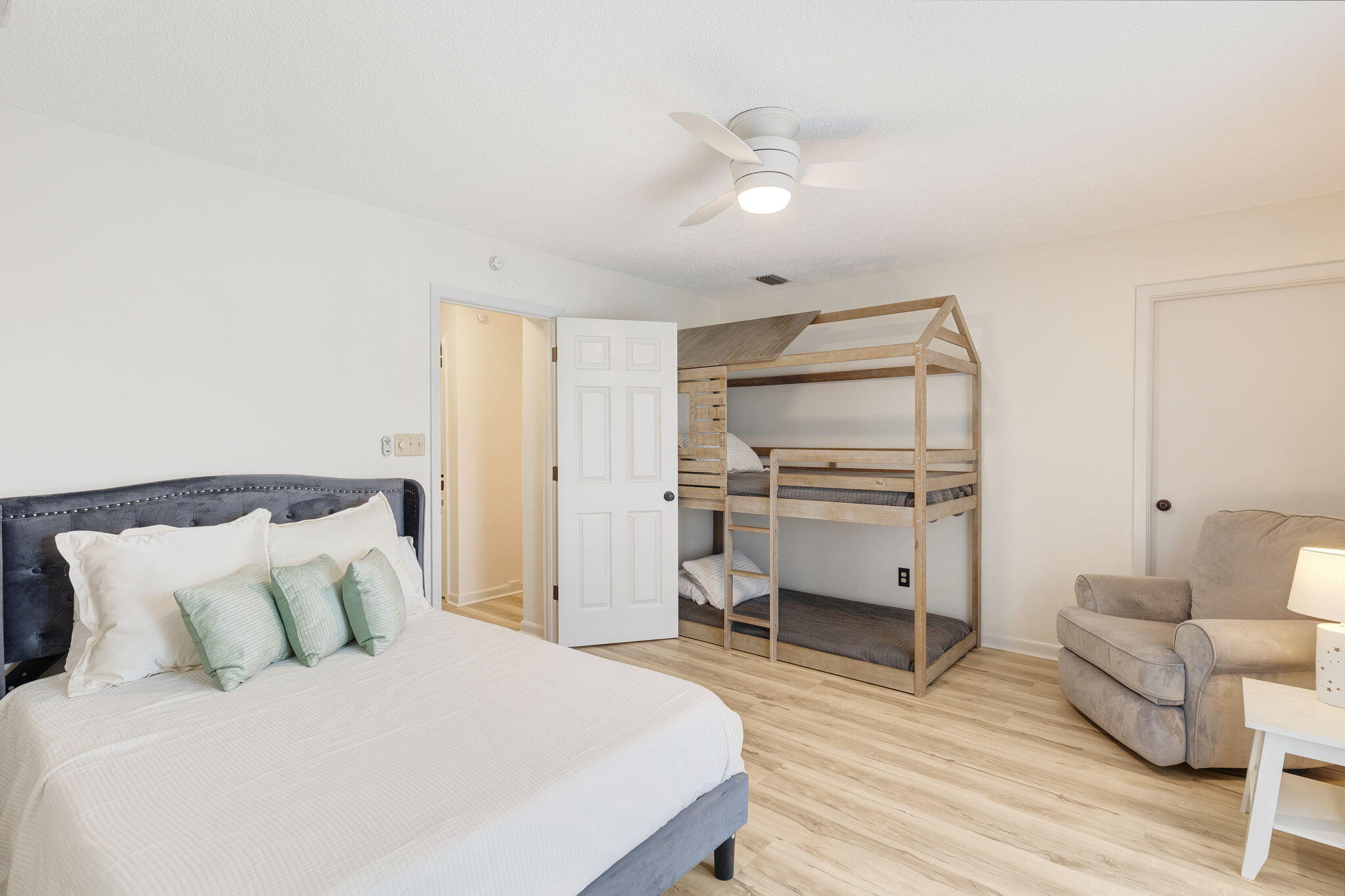 SANDPIPER VILLAGE CONDO - Residential