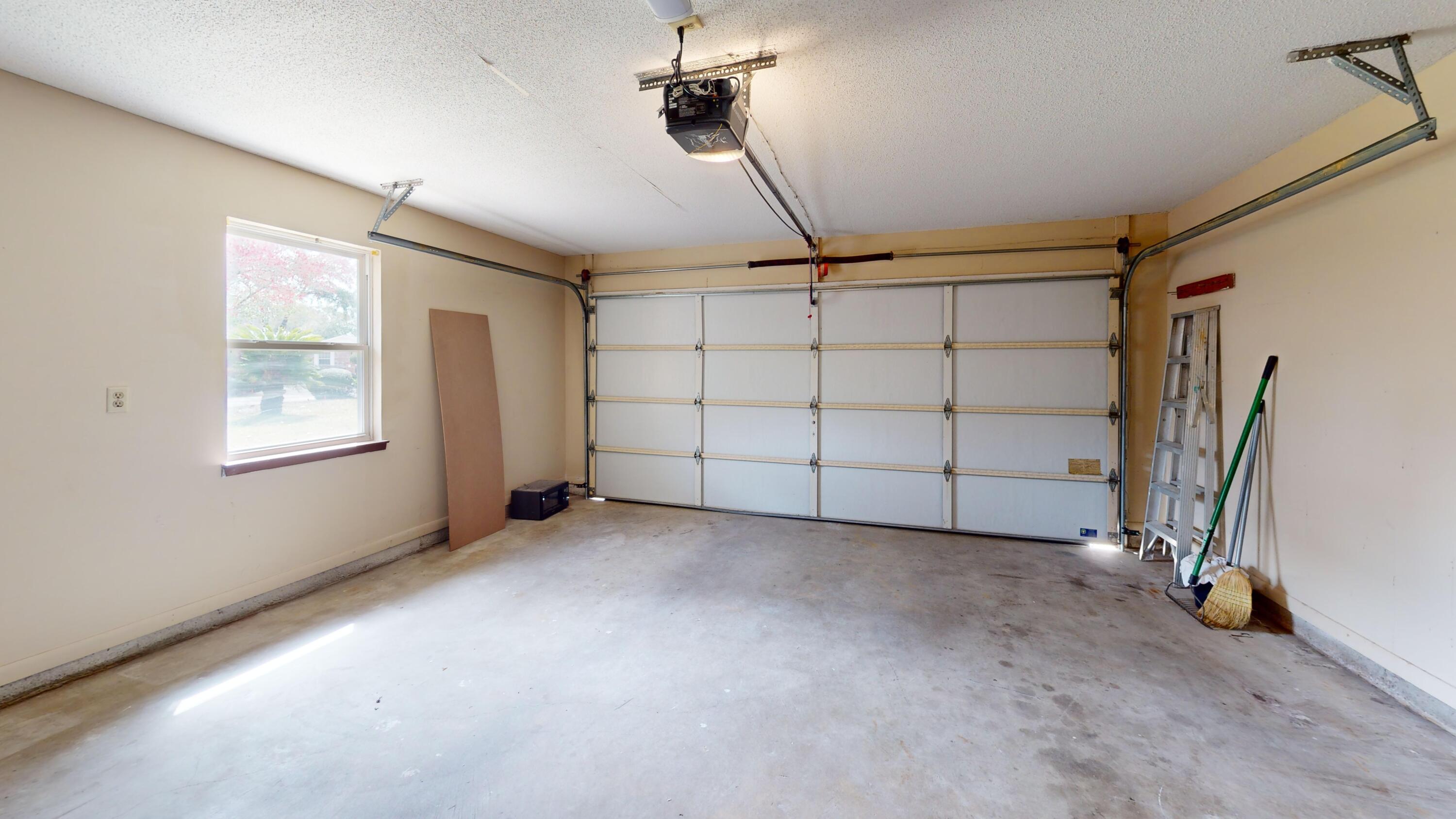 PALM ESTATES UNIT 2 - Residential