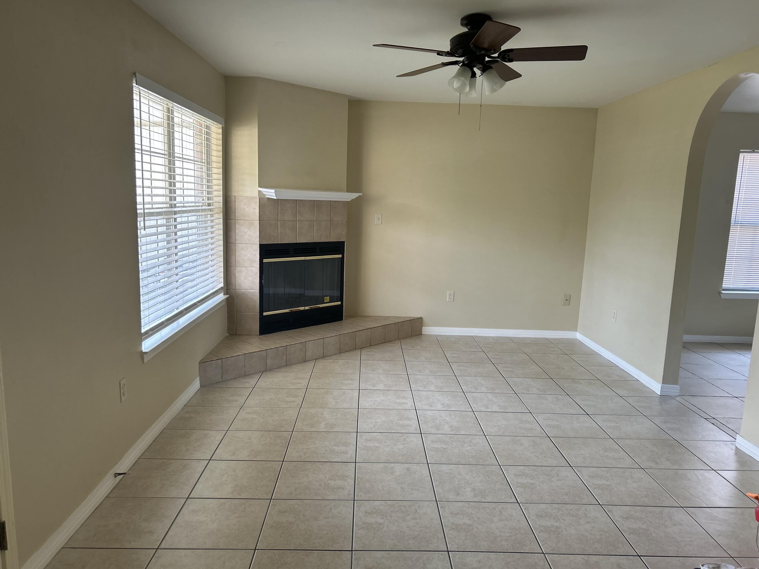 FOREST OAKS PH 2 - Residential Lease