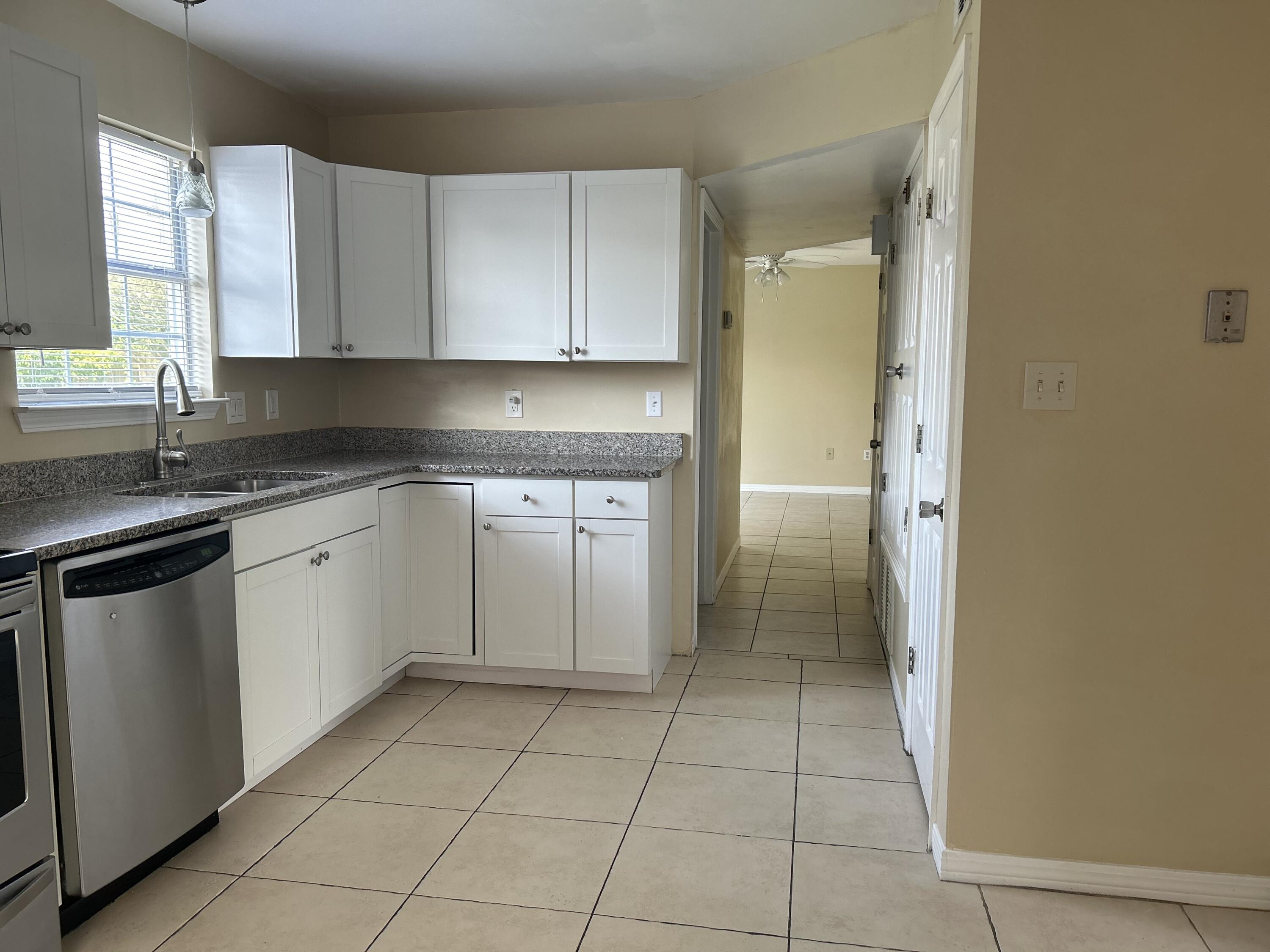FOREST OAKS PH 2 - Residential Lease