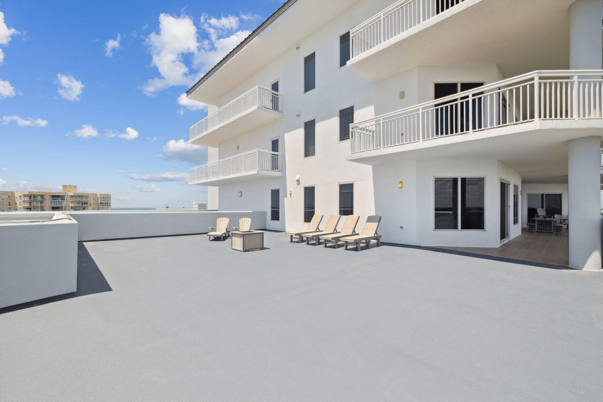 HARBOR LANDING - Residential