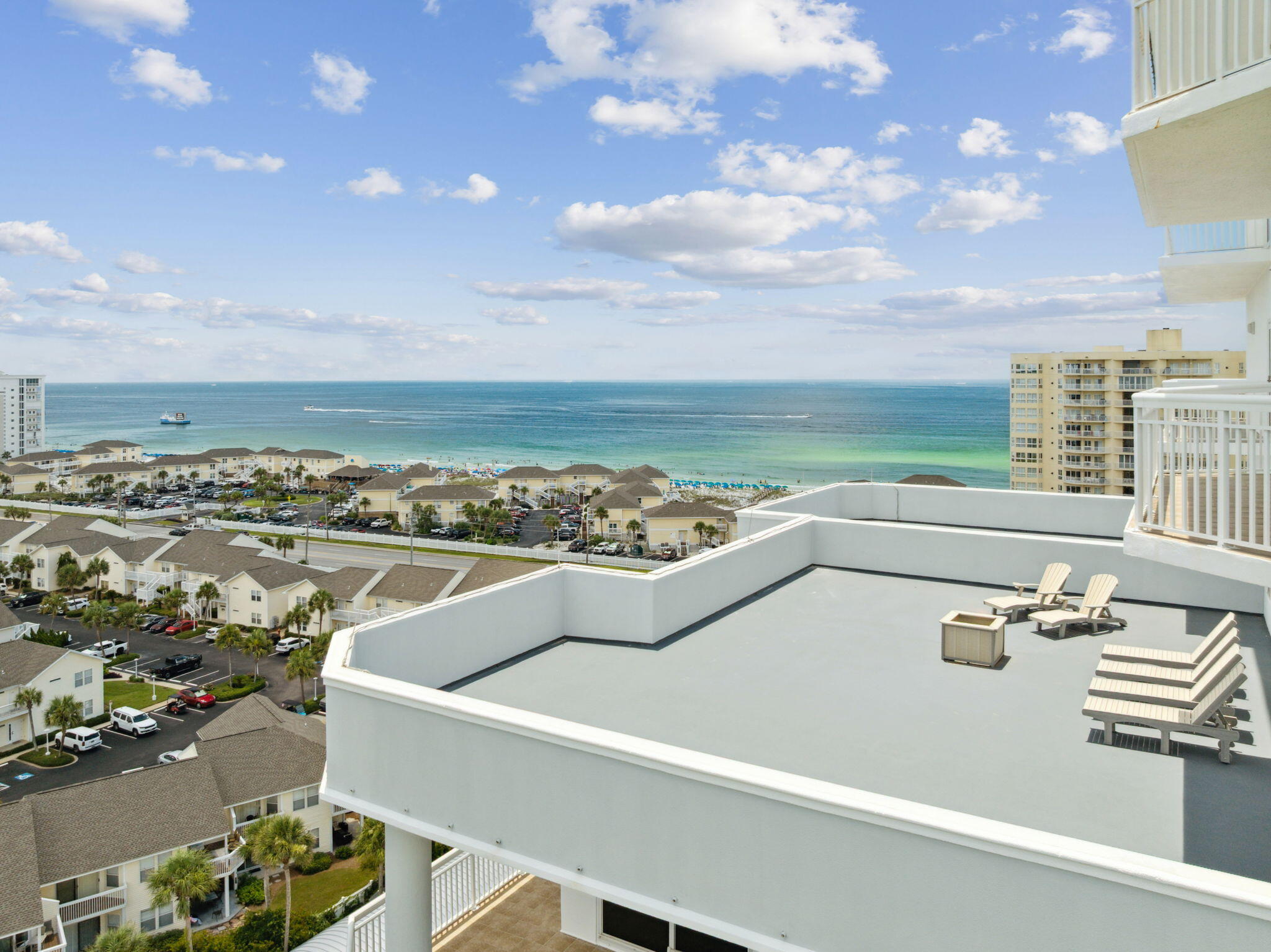 HARBOR LANDING - Residential