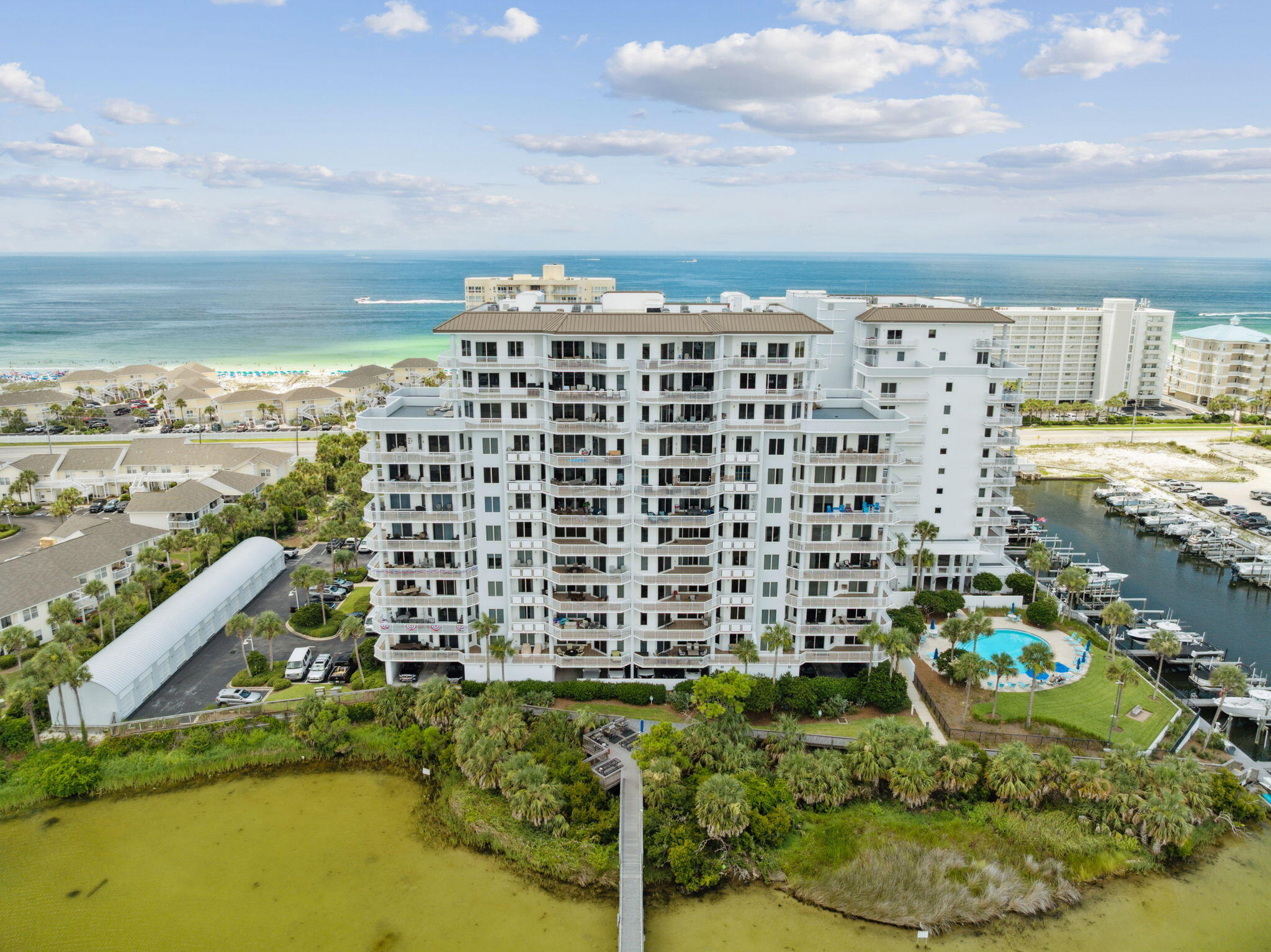 HARBOR LANDING - Residential
