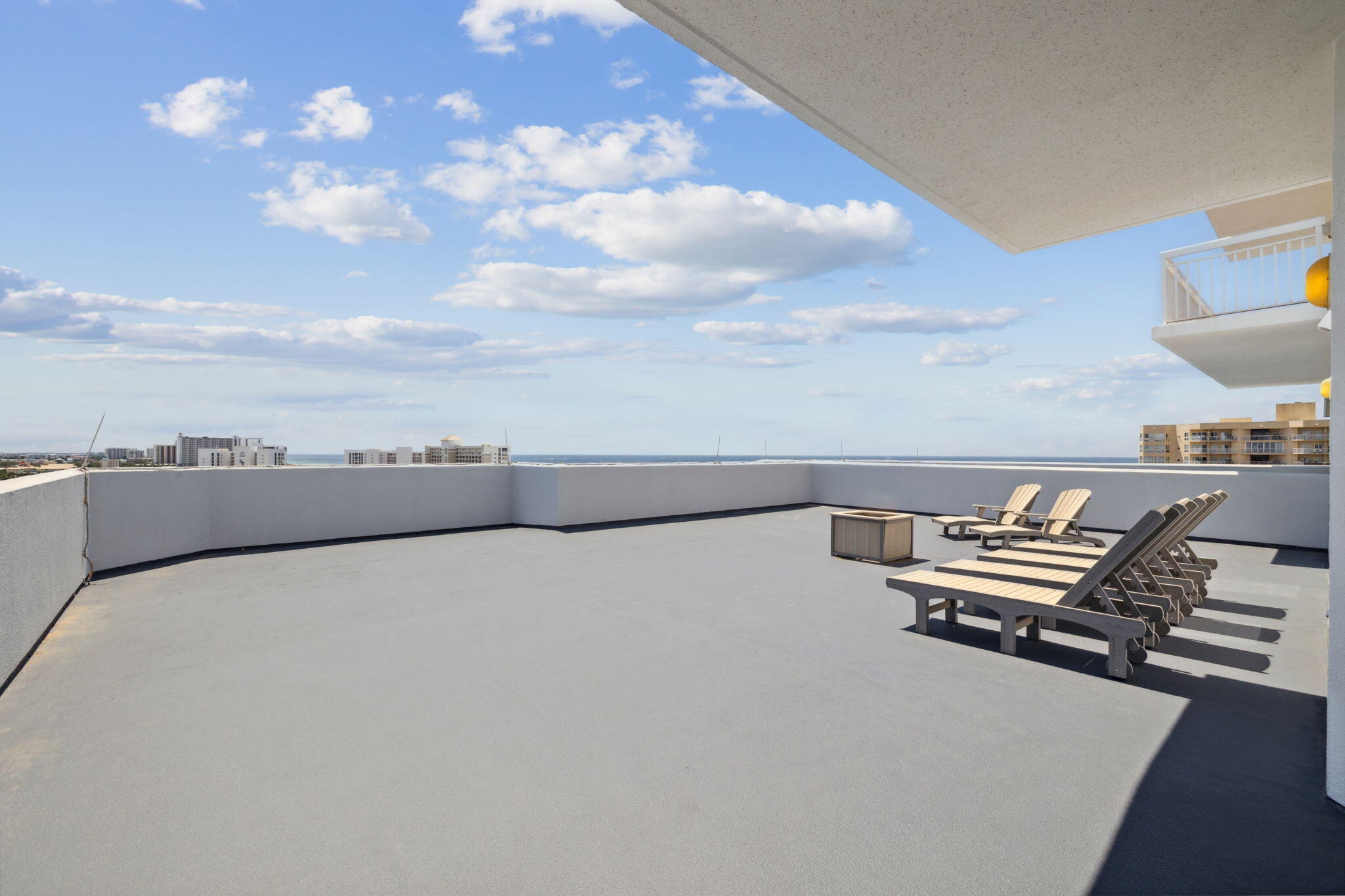 HARBOR LANDING - Residential