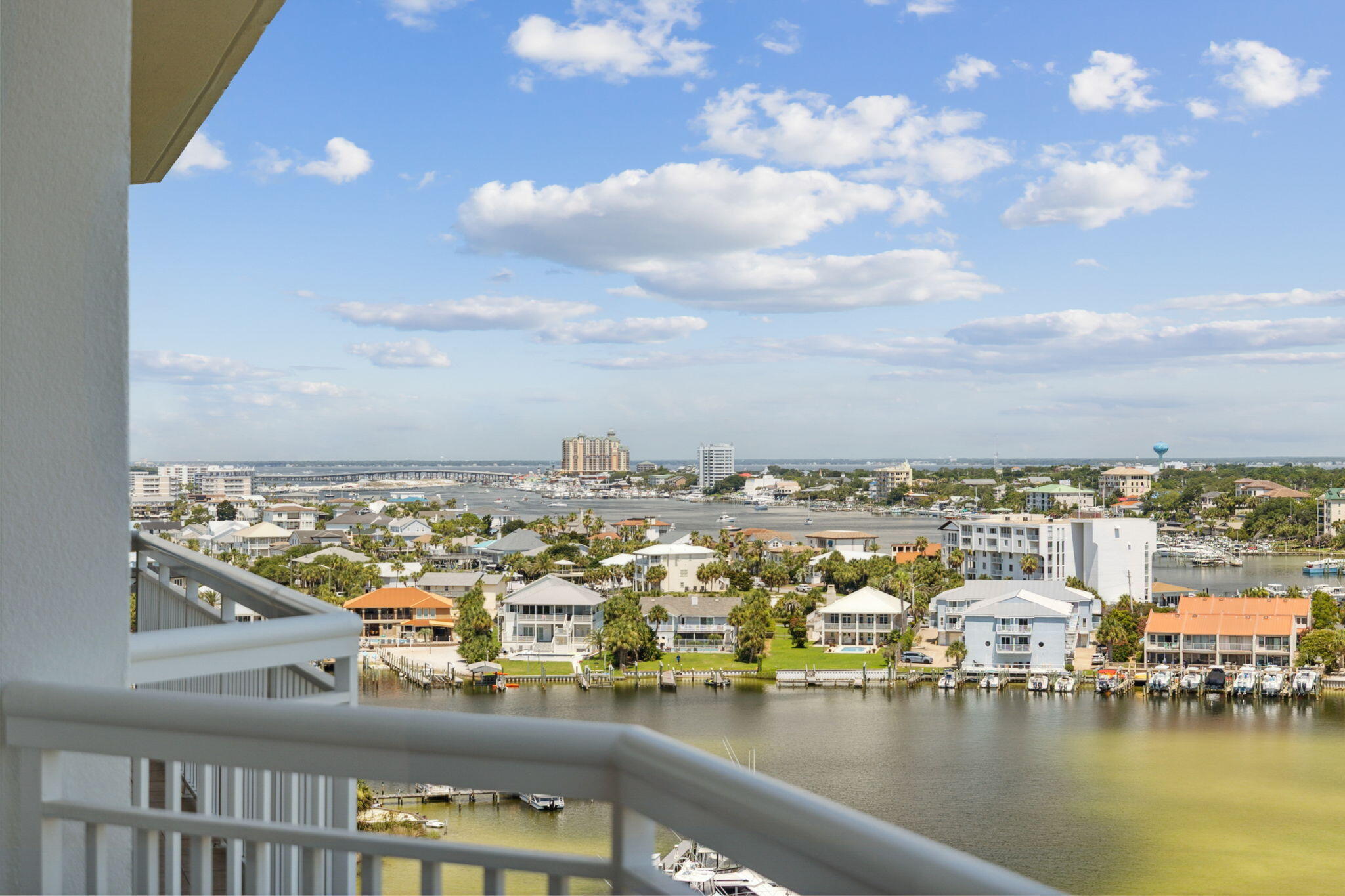 HARBOR LANDING - Residential