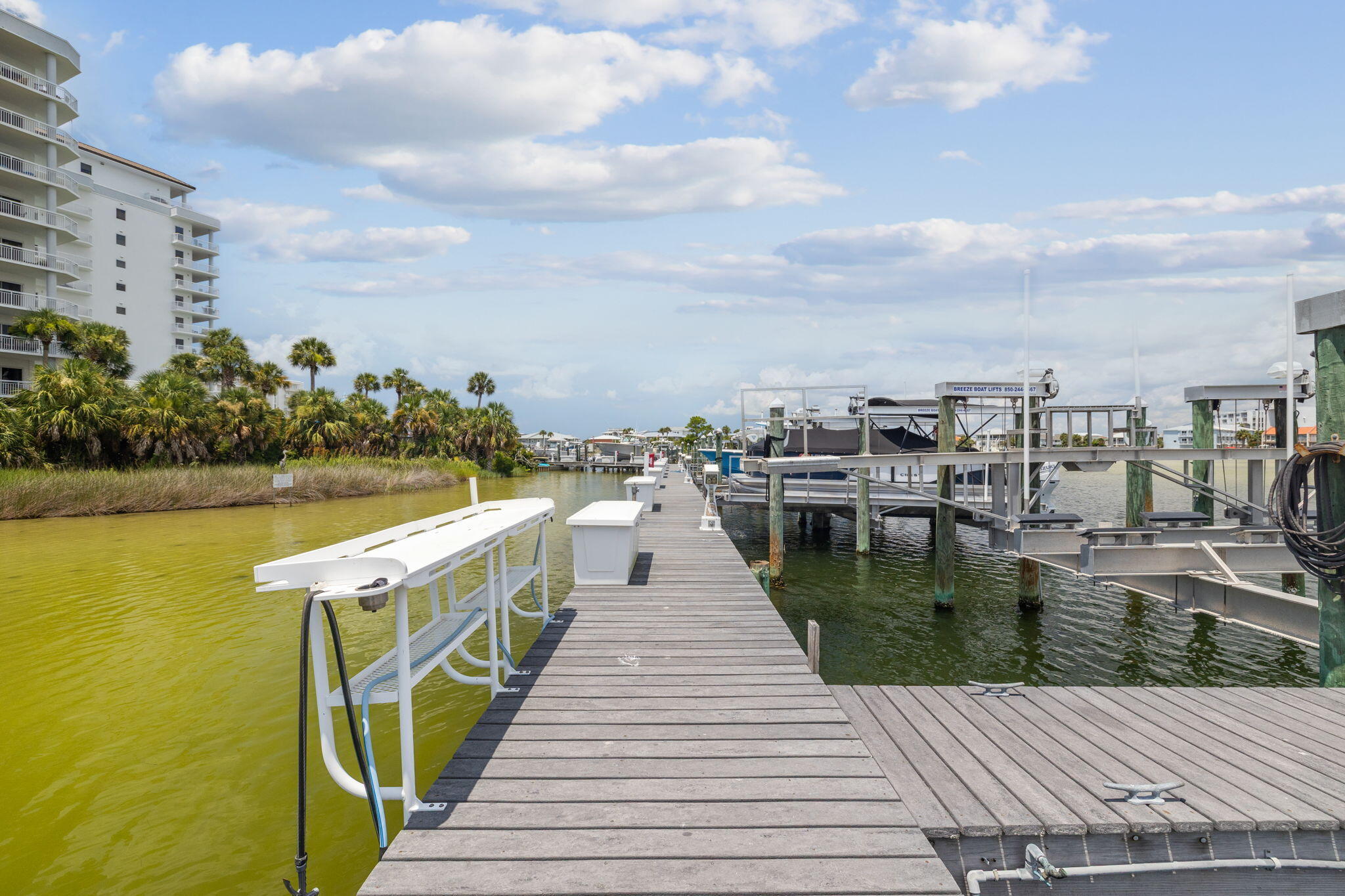 HARBOR LANDING - Residential
