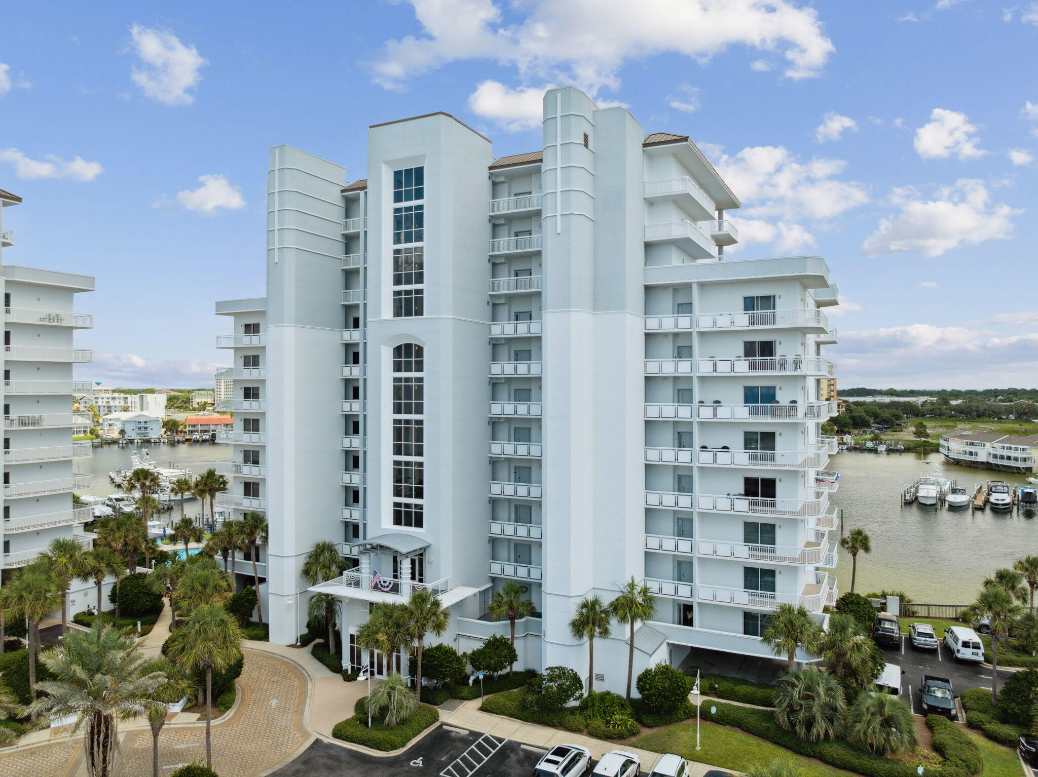 HARBOR LANDING - Residential