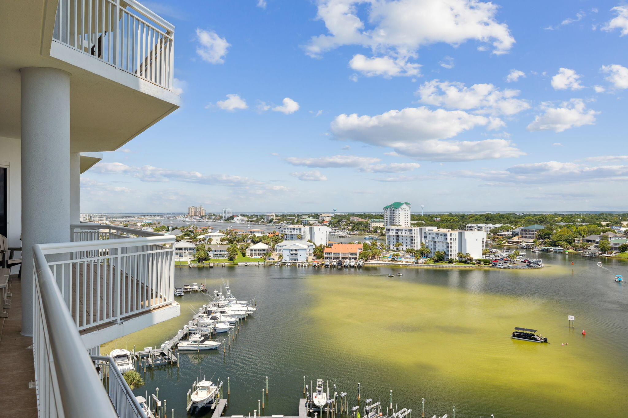 HARBOR LANDING - Residential