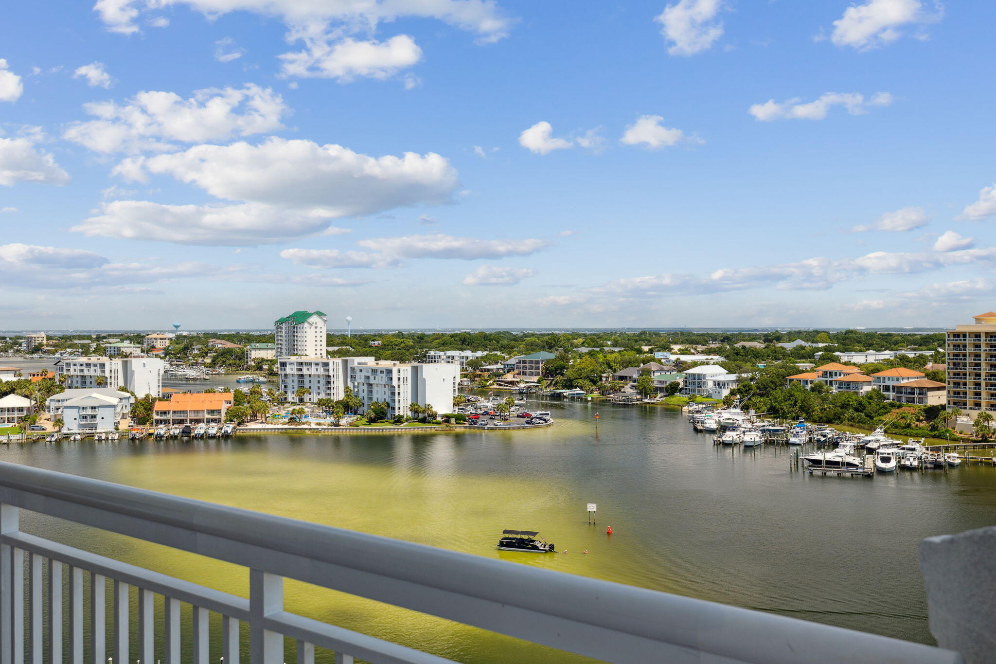 HARBOR LANDING - Residential