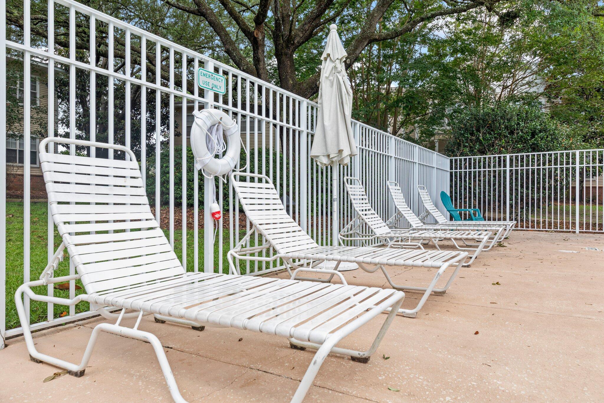 THE OAKS AT NICEVILLE - Residential Lease