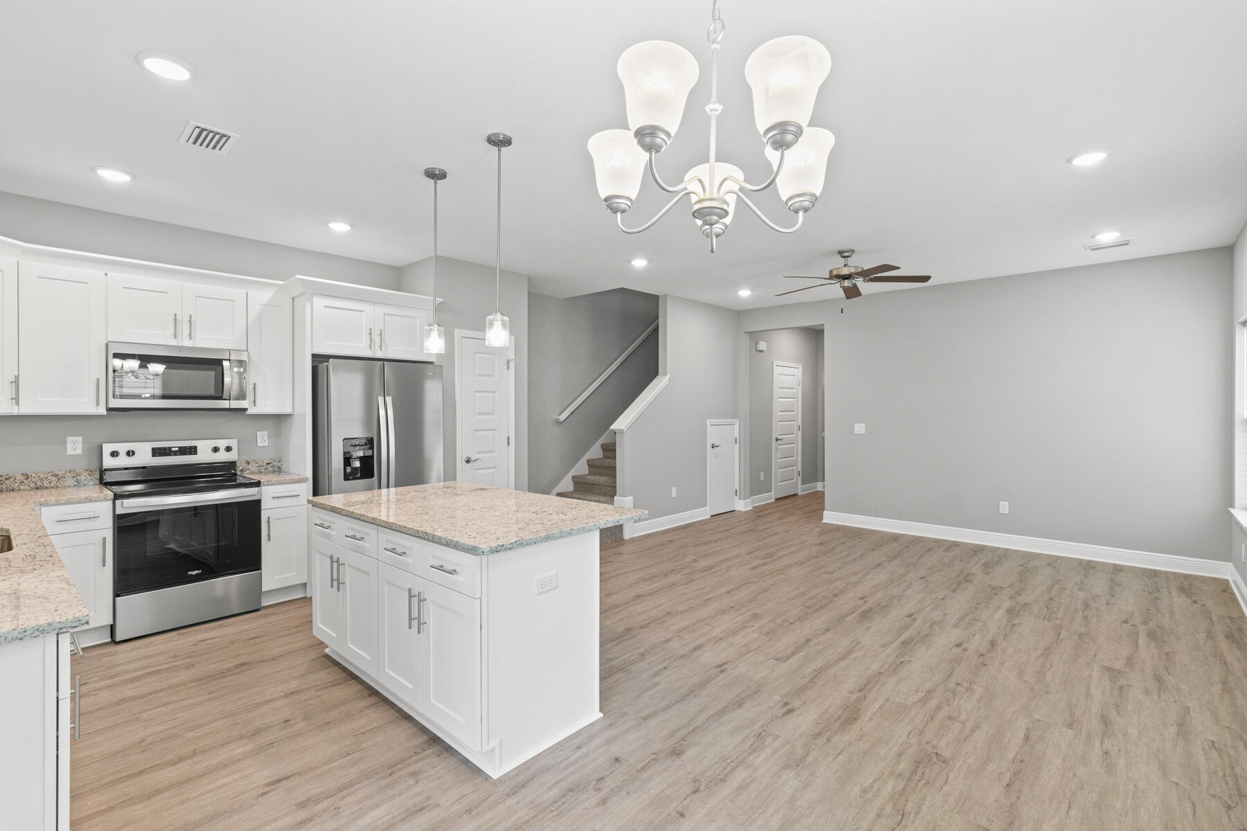 Vicki Leigh T/H - Residential