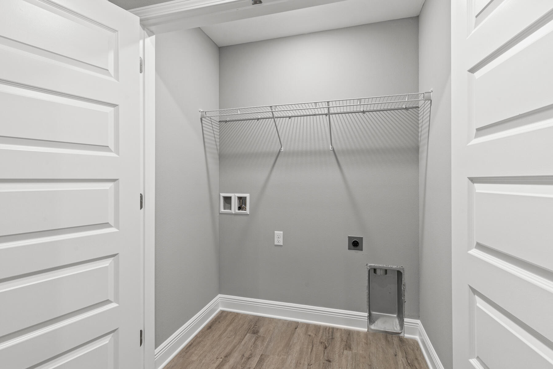 Vicki Leigh T/H - Residential