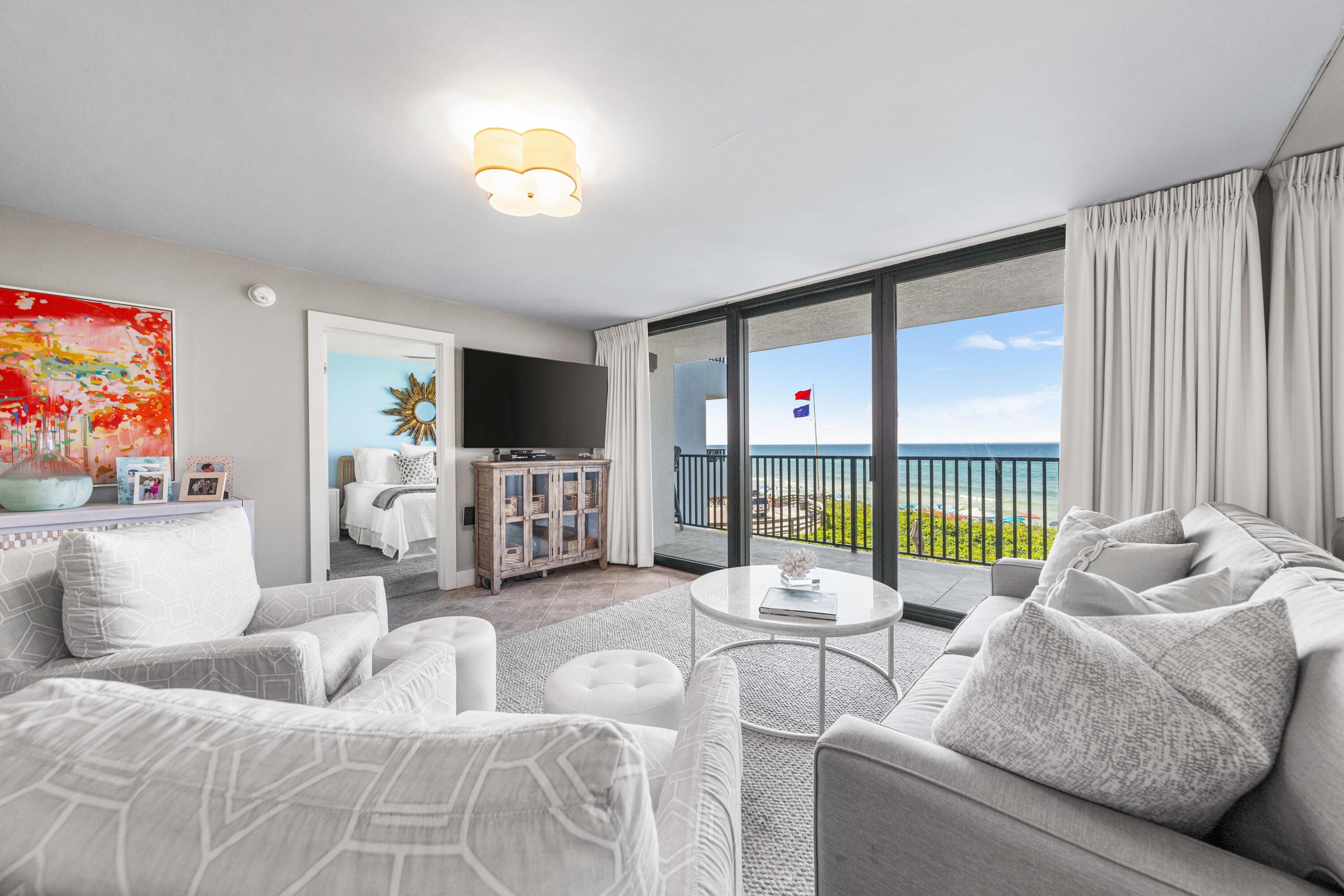ONE SEAGROVE PLACE CONDOMINIUMS - Residential