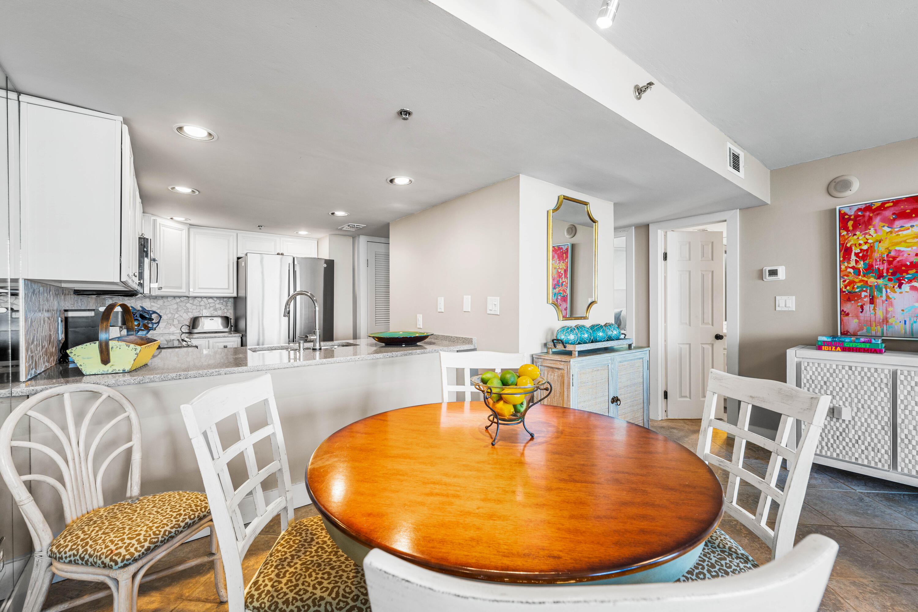 ONE SEAGROVE PLACE CONDOMINIUMS - Residential